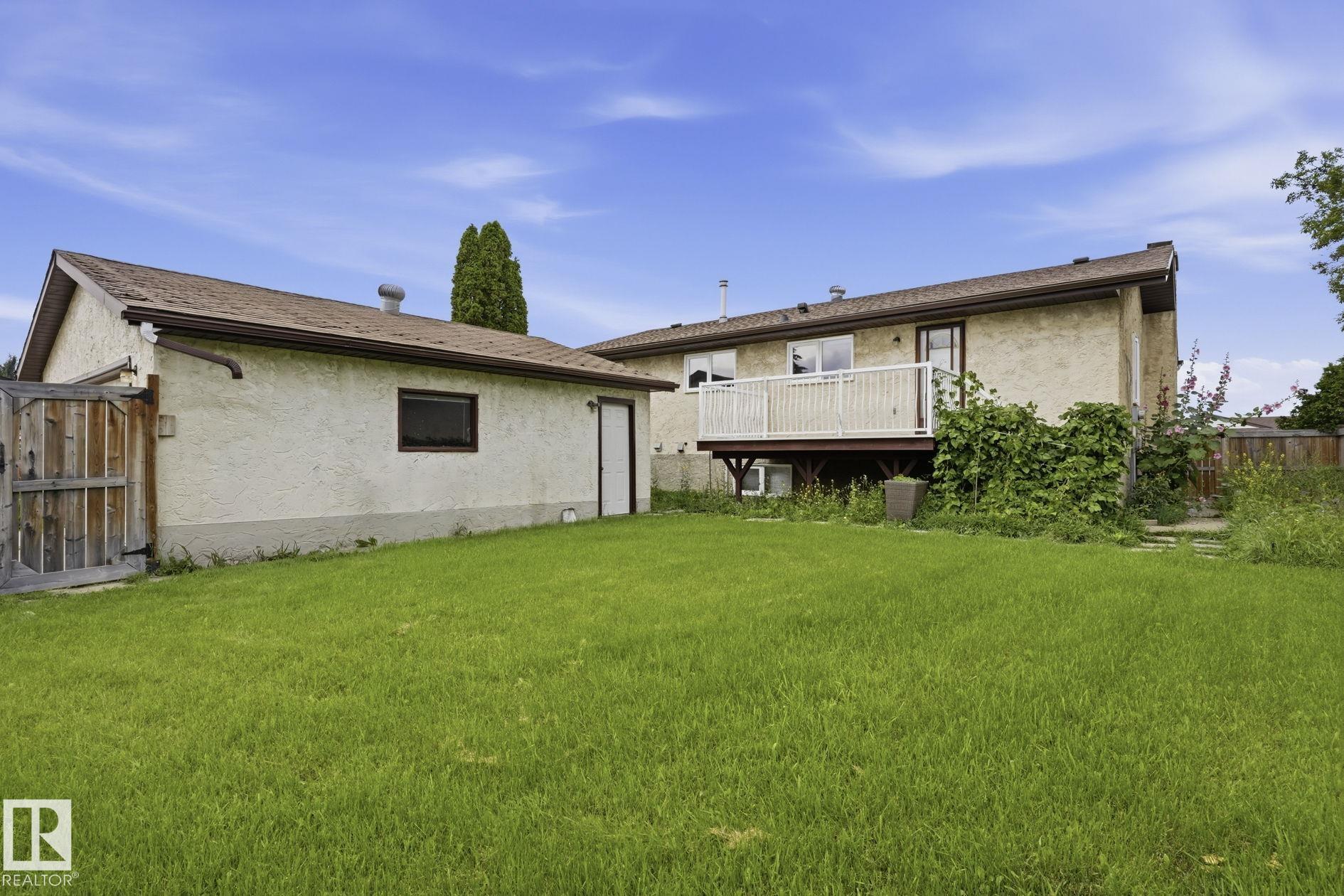Photo 28 at 10007 168 Avenue NW, Baturyn, Edmonton