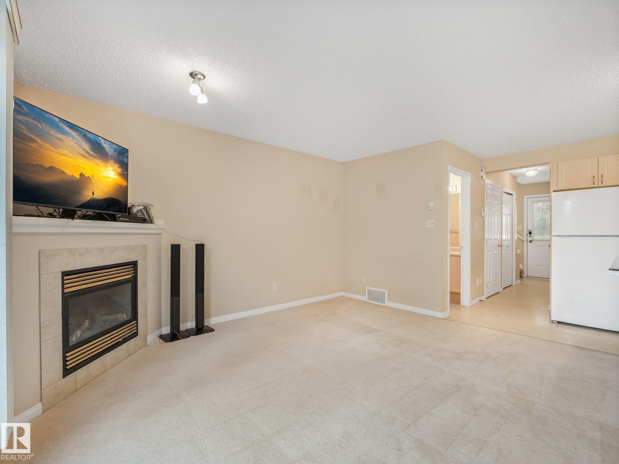 Photo 9 at 1142 Barnes Way SW, Blackmud Creek, Edmonton