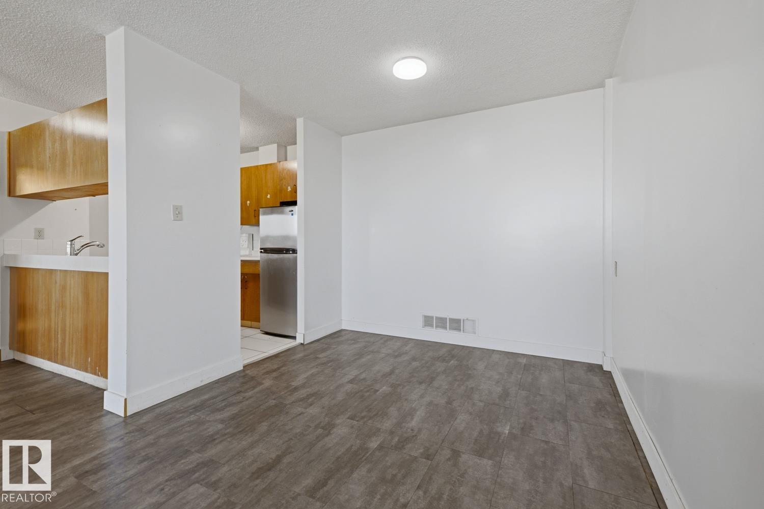 Photo 11 at 1201 - 10011 116 Street NW, Wîhkwêntôwin, Edmonton