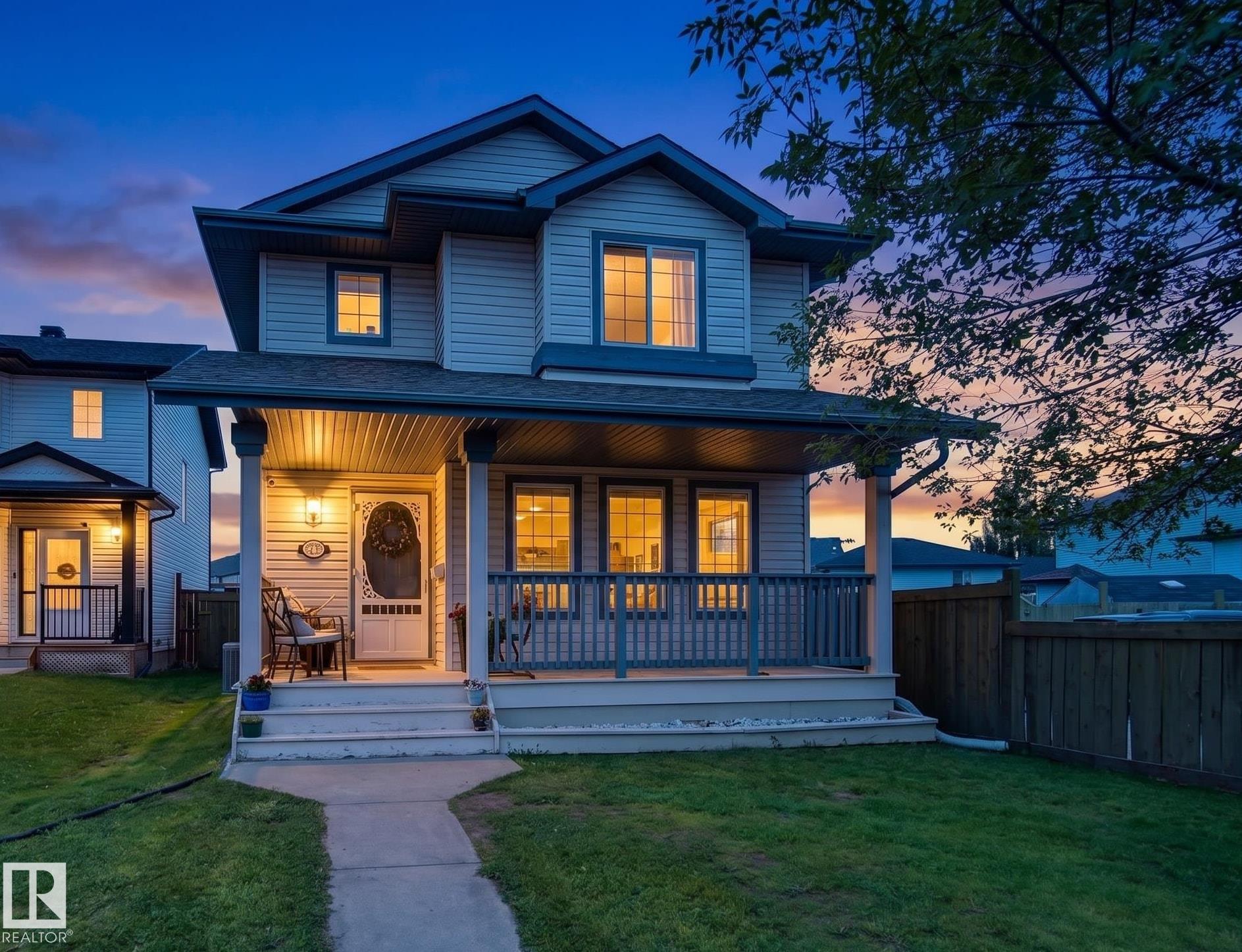 15727 141 Street NW, Carlton, Edmonton