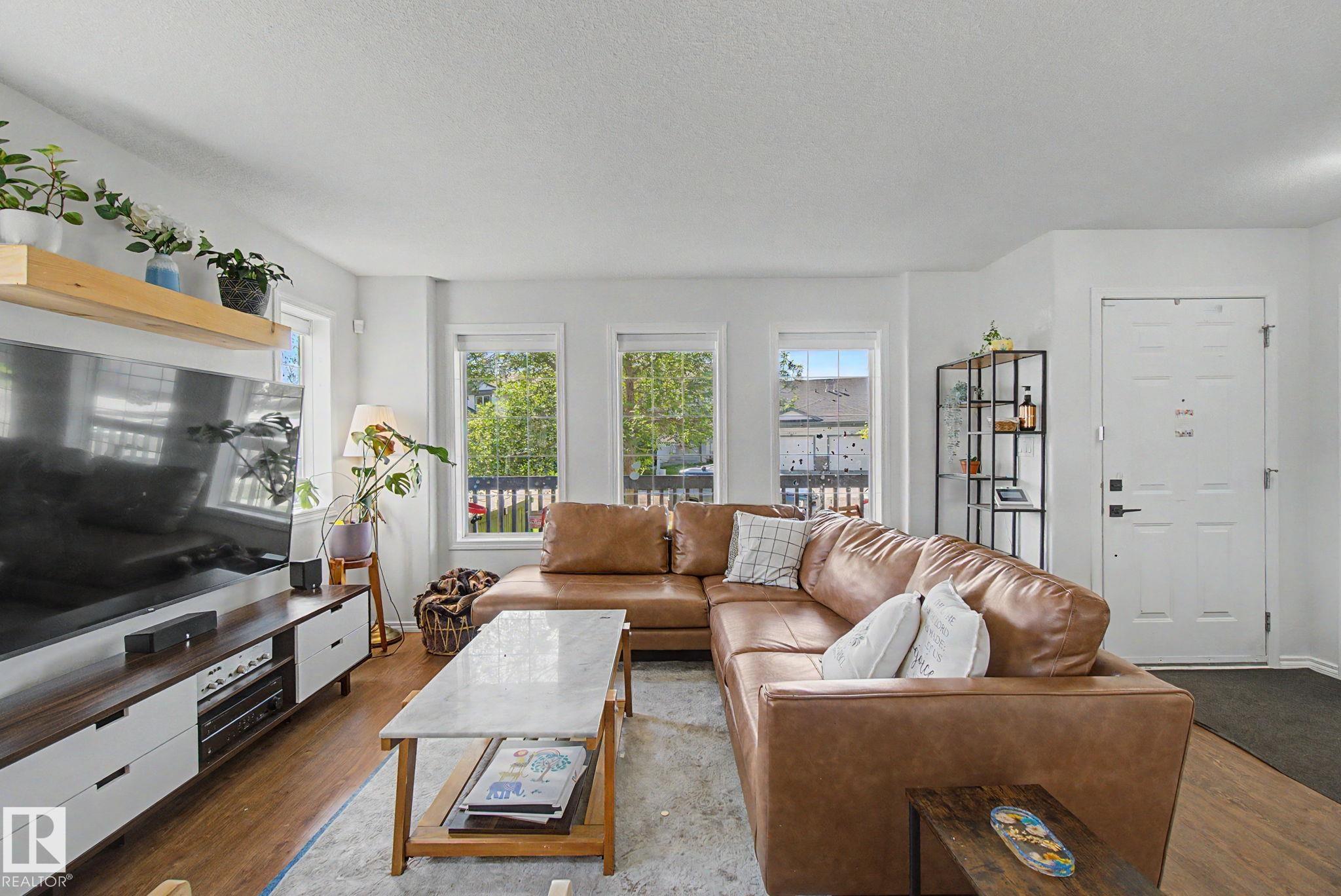 Photo 12 at 15727 141 Street NW, Carlton, Edmonton