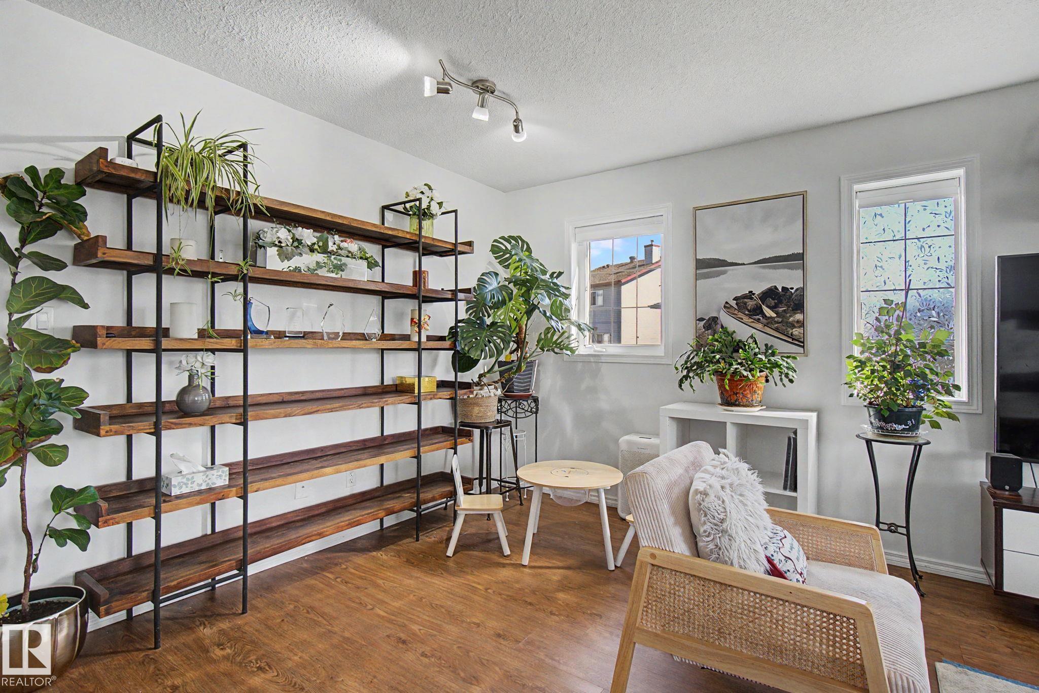 Photo 14 at 15727 141 Street NW, Carlton, Edmonton