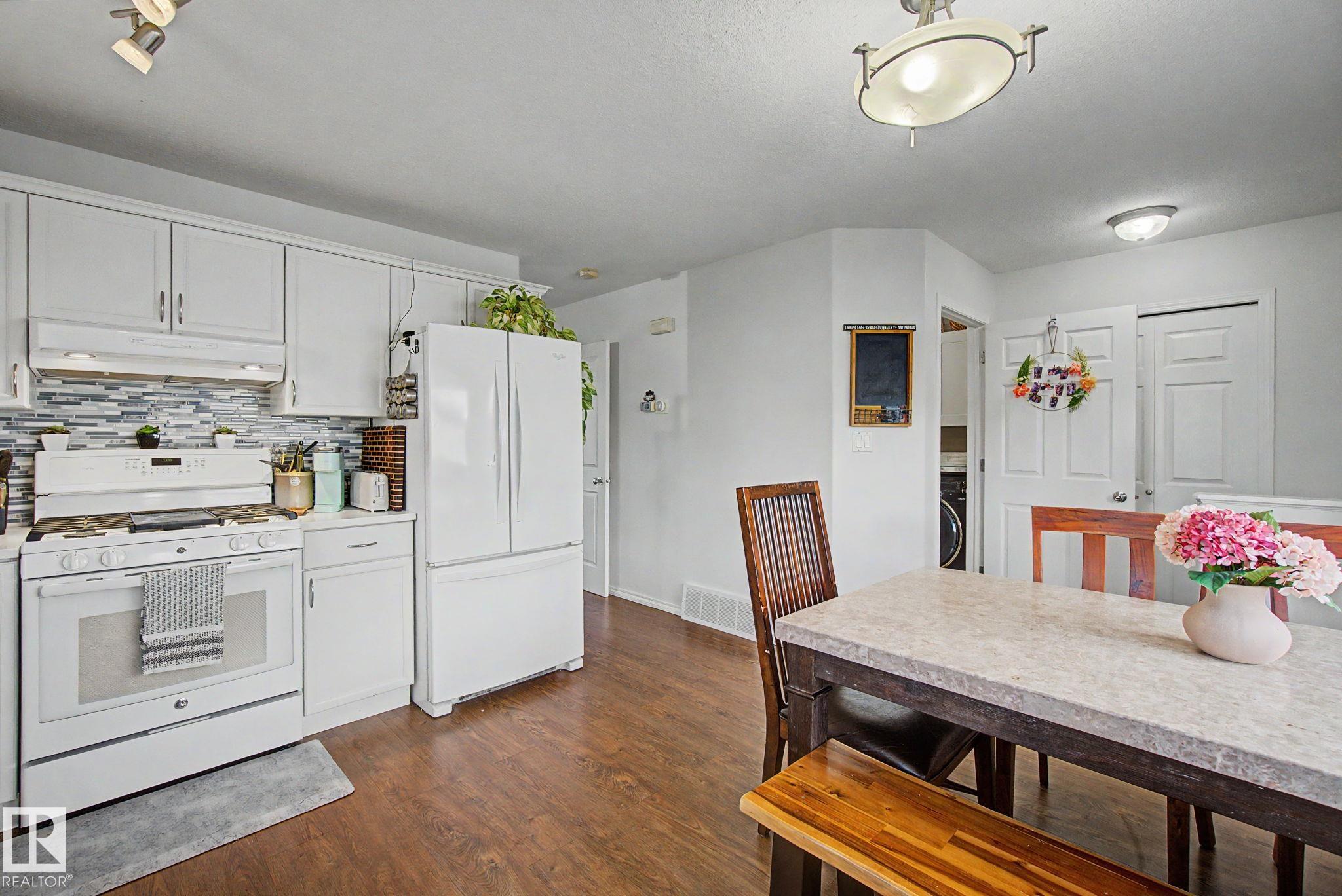 Photo 20 at 15727 141 Street NW, Carlton, Edmonton