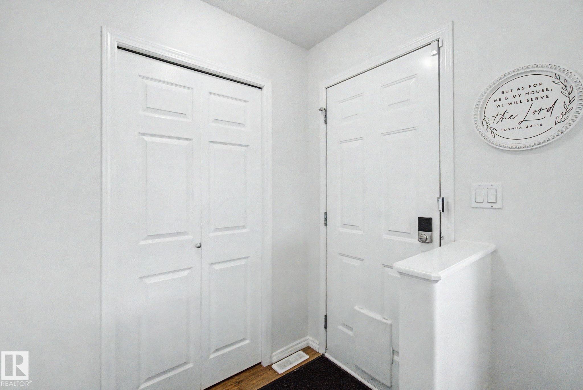 Photo 23 at 15727 141 Street NW, Carlton, Edmonton