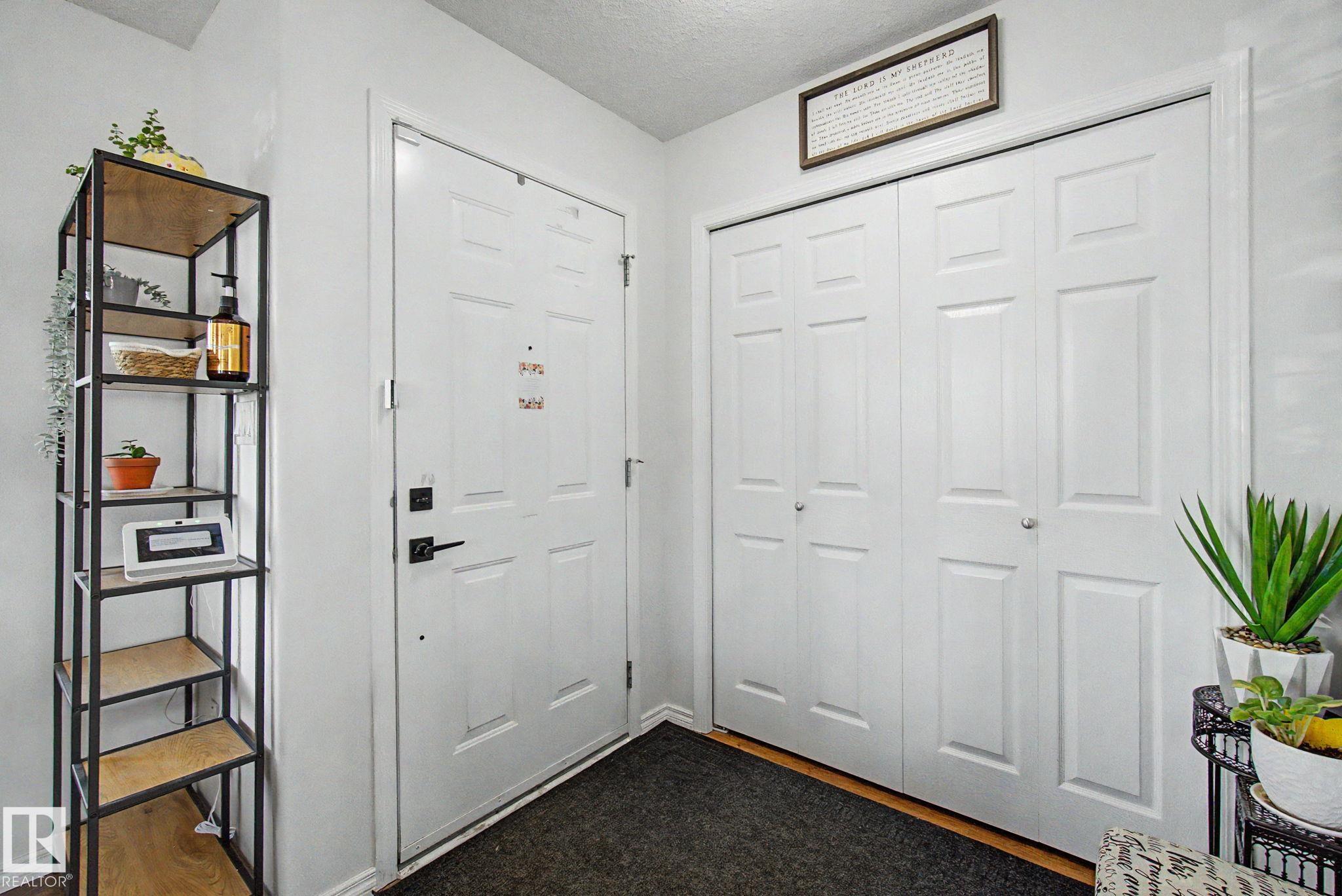 Photo 8 at 15727 141 Street NW, Carlton, Edmonton