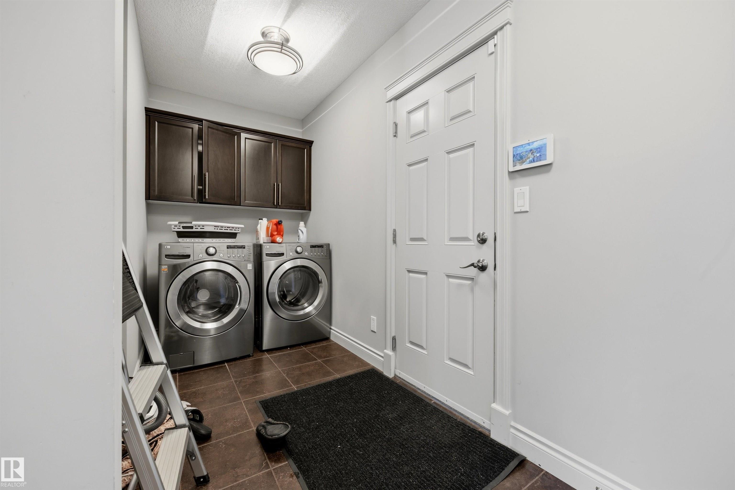 Photo 35 at 2043 Cameron Ravine Way NW, Cameron Heights, Edmonton
