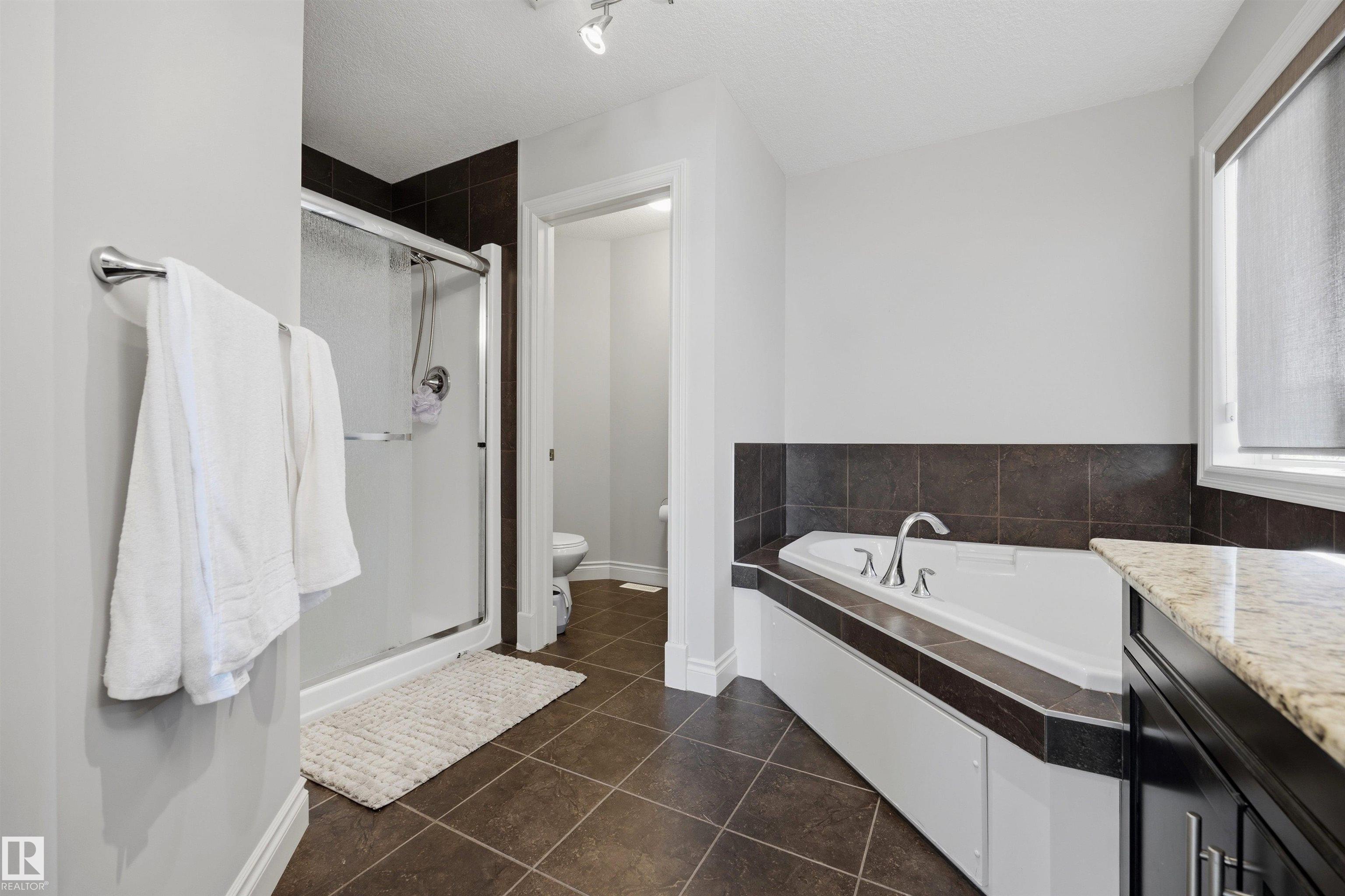 Photo 51 at 2043 Cameron Ravine Way NW, Cameron Heights, Edmonton