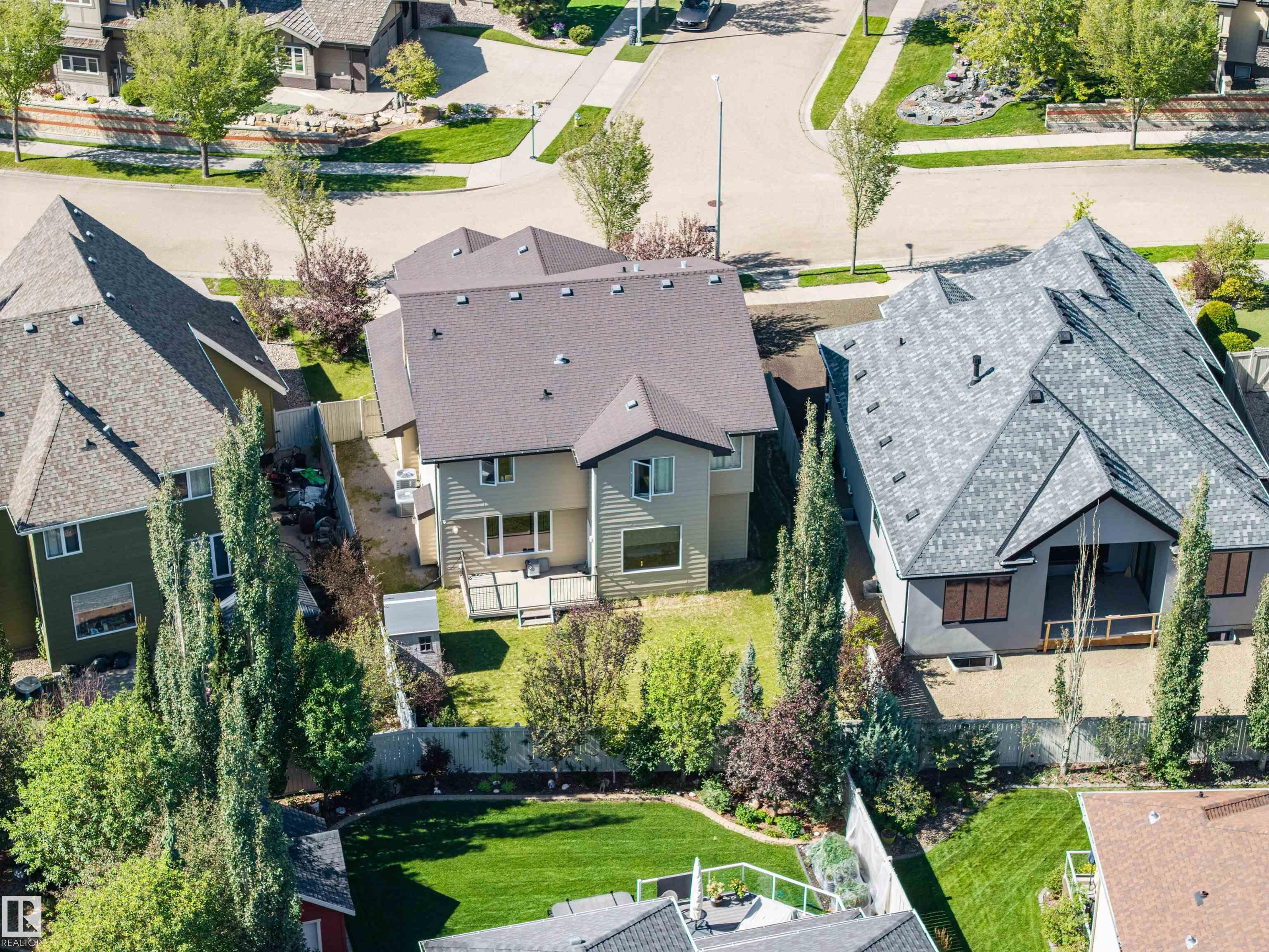 Photo 7 at 2043 Cameron Ravine Way NW, Cameron Heights, Edmonton