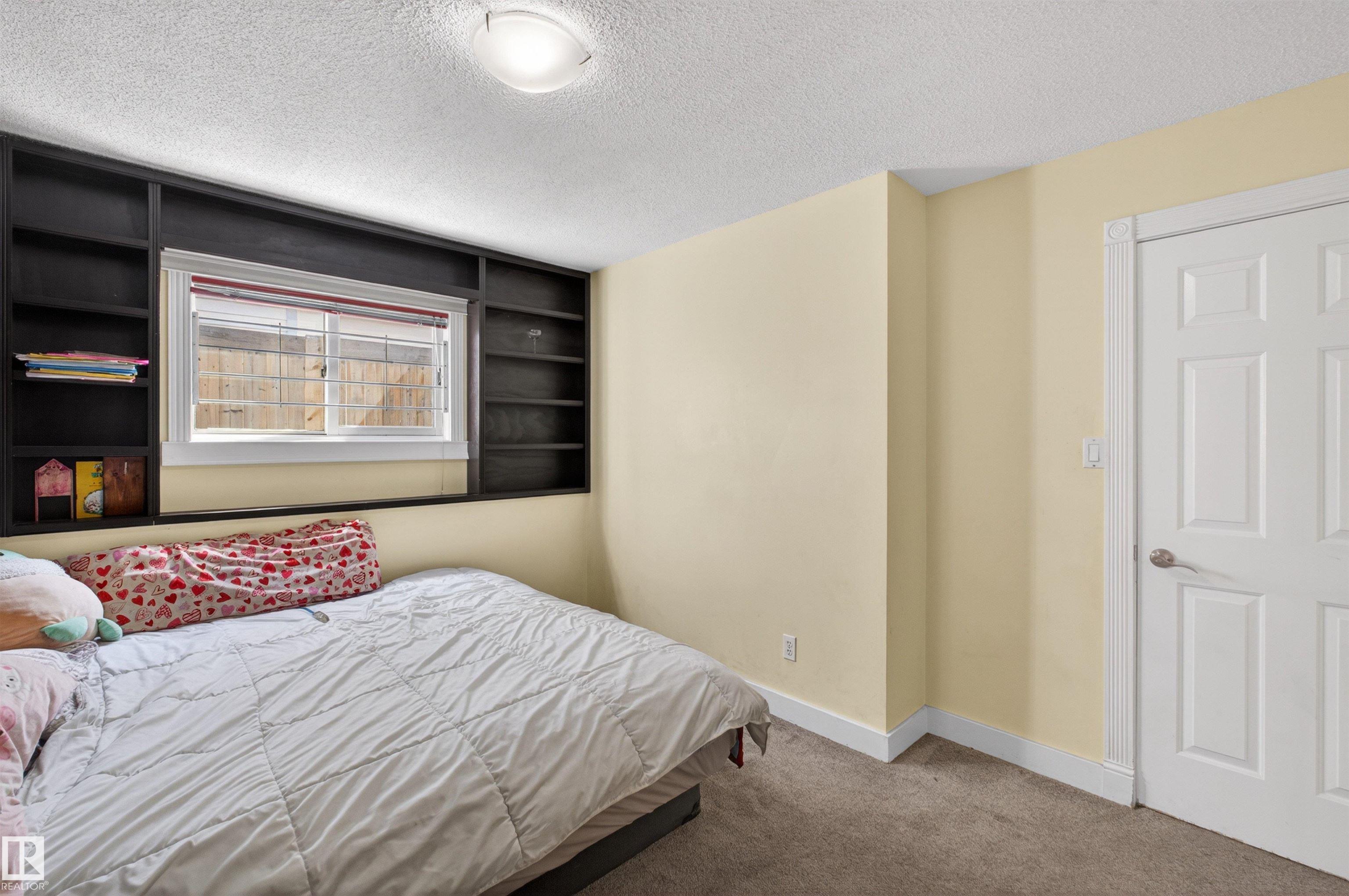 Photo 33 at 9007 169 Avenue NW, Klarvatten, Edmonton