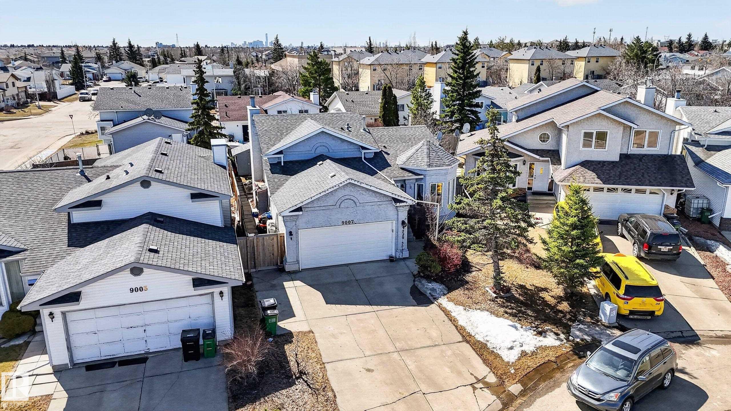Photo 46 at 9007 169 Avenue NW, Klarvatten, Edmonton