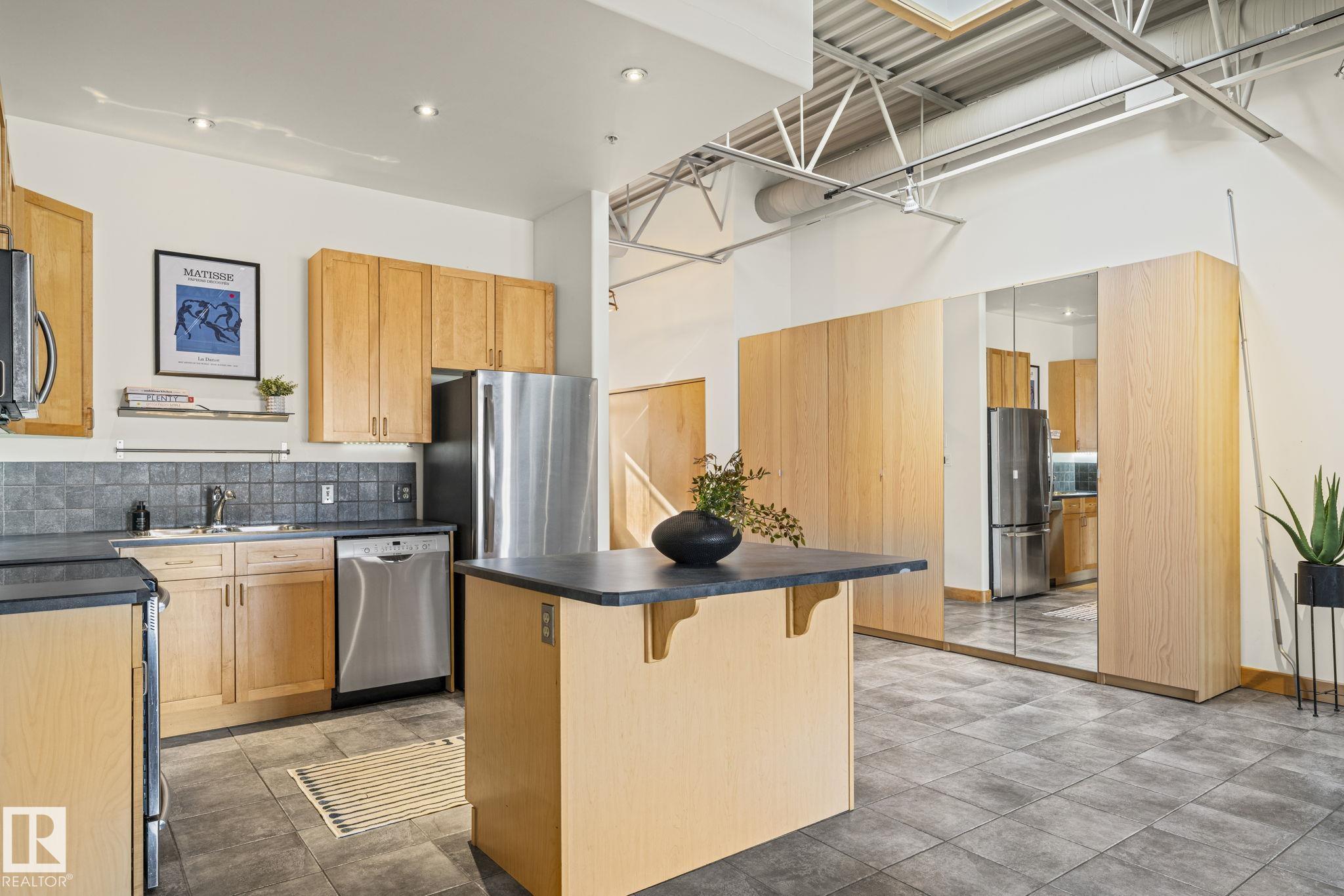 Photo 16 at 205 - 10265 107 Street NW, Downtown, Edmonton