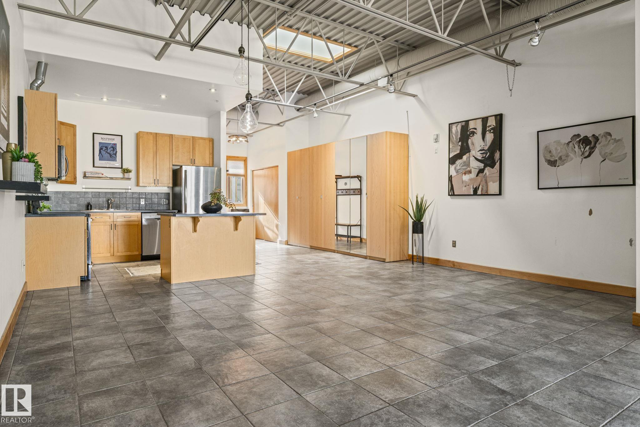Photo 19 at 205 - 10265 107 Street NW, Downtown, Edmonton
