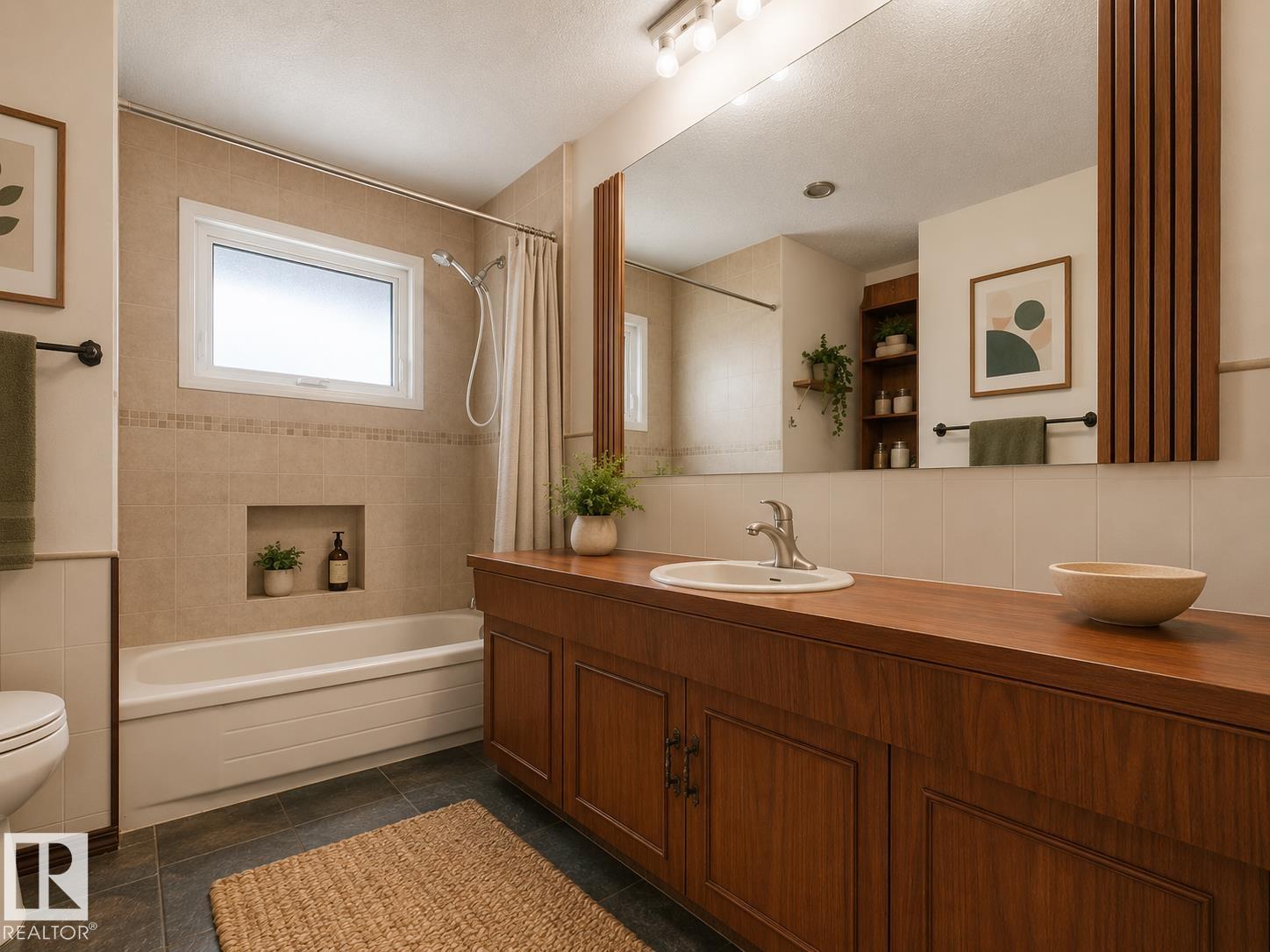 Photo 23 at 11056 166 Avenue NW, Lorelei, Edmonton
