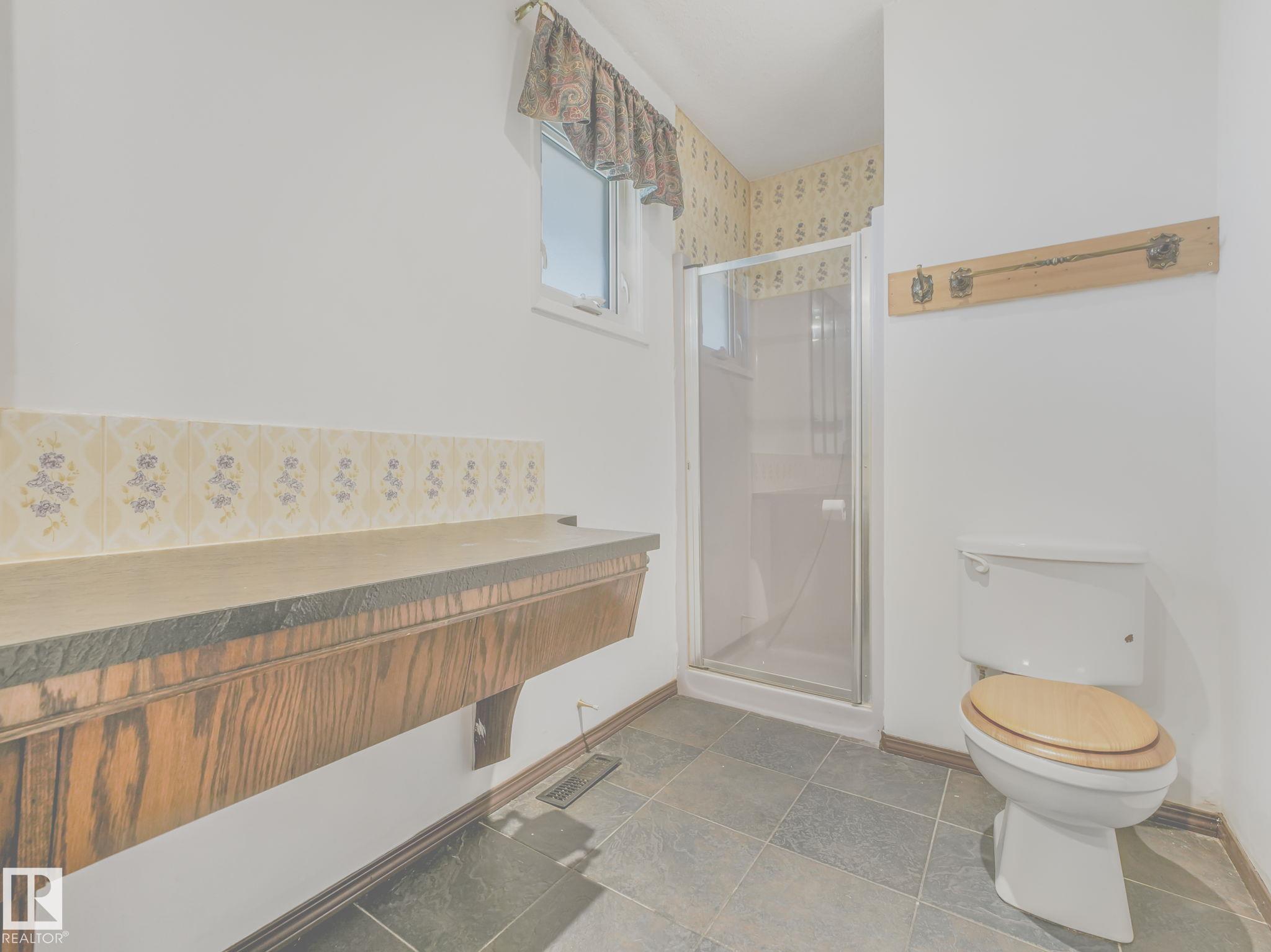 Photo 33 at 11056 166 Avenue NW, Lorelei, Edmonton