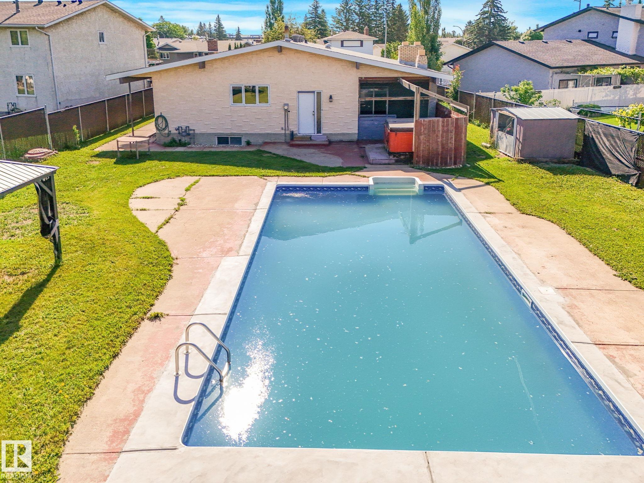 Photo 59 at 11056 166 Avenue NW, Lorelei, Edmonton