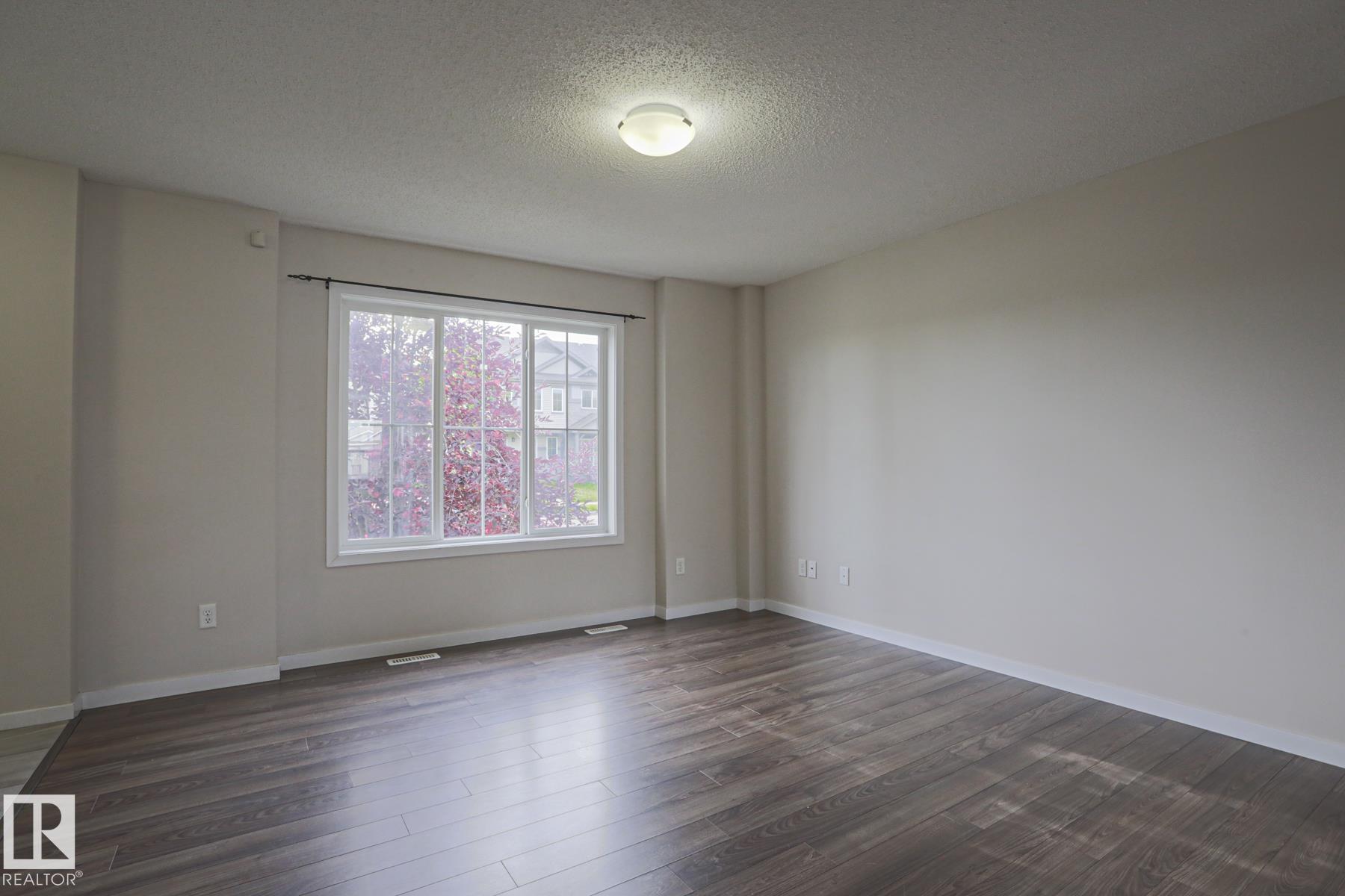 Photo 6 at 308 Watt Boulevard SW, Walker, Edmonton