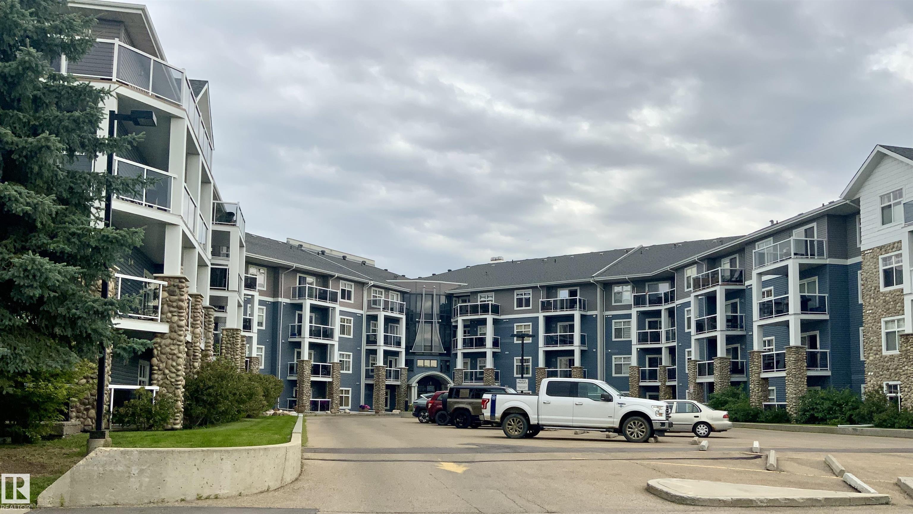 140 - 16035 132 Street NW, Oxford, Edmonton
