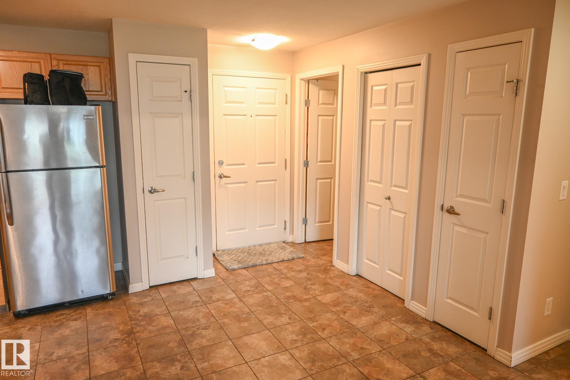 316 - 5005 165 Avenue NW, Hollick-Kenyon, Edmonton