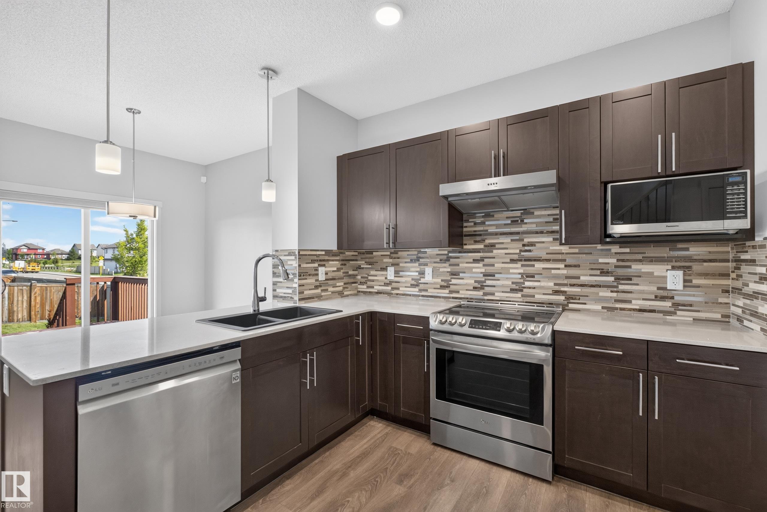 Photo 12 at 1404 25 Avenue NW, Tamarack, Edmonton
