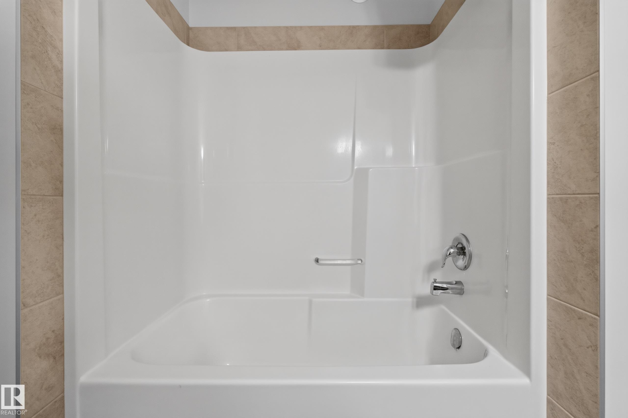 Photo 35 at 1404 25 Avenue NW, Tamarack, Edmonton