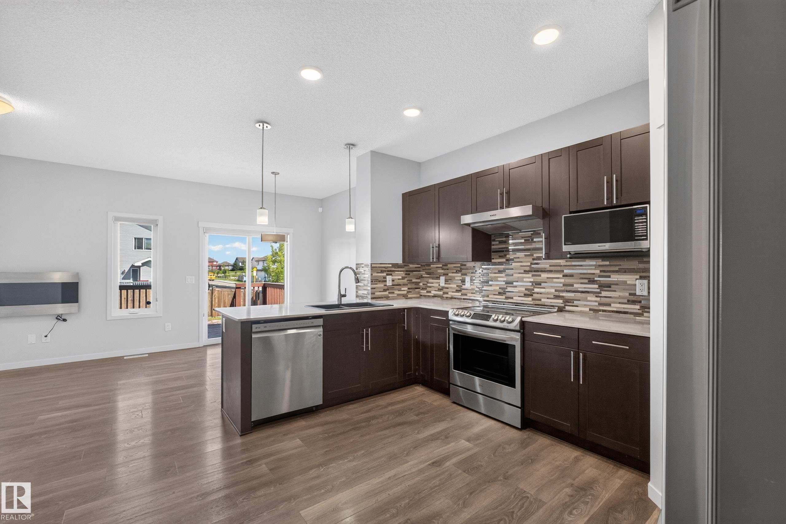 Photo 8 at 1404 25 Avenue NW, Tamarack, Edmonton