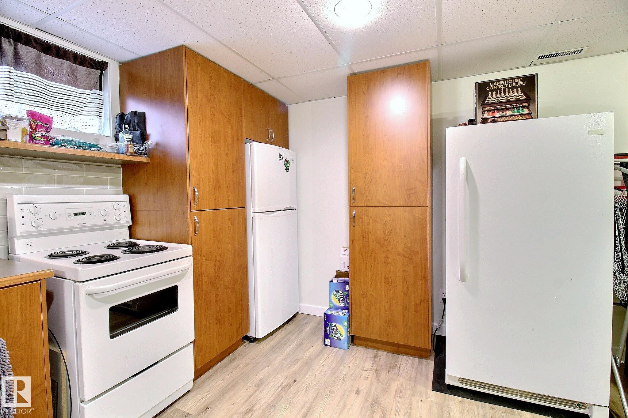 Photo 25 at 9743 65 Avenue NW, Hazeldean, Edmonton