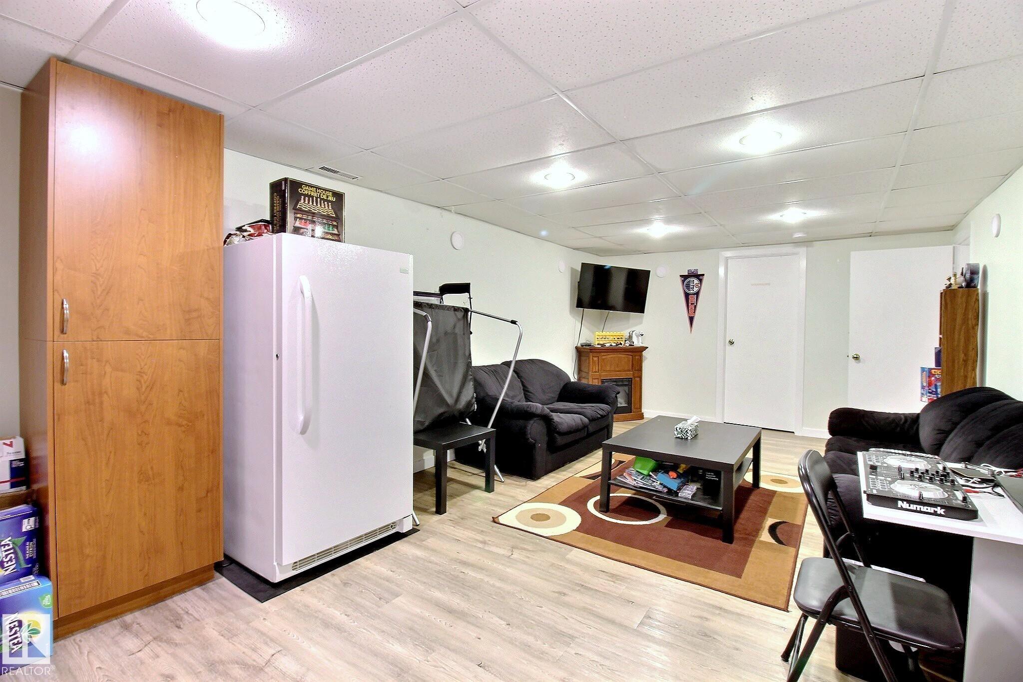 Photo 26 at 9743 65 Avenue NW, Hazeldean, Edmonton