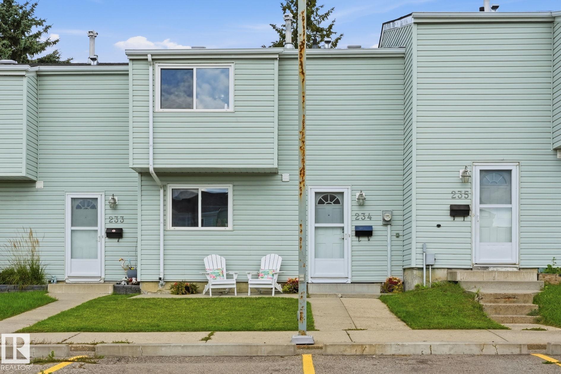 234 Dickinsfield Court NW, Evansdale, Edmonton