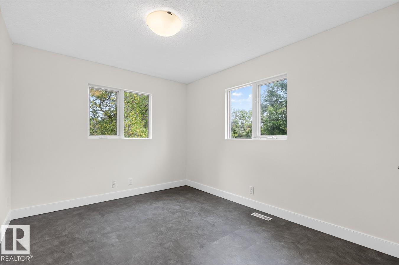 Photo 37 at 8860 93 Street NW, Bonnie Doon, Edmonton