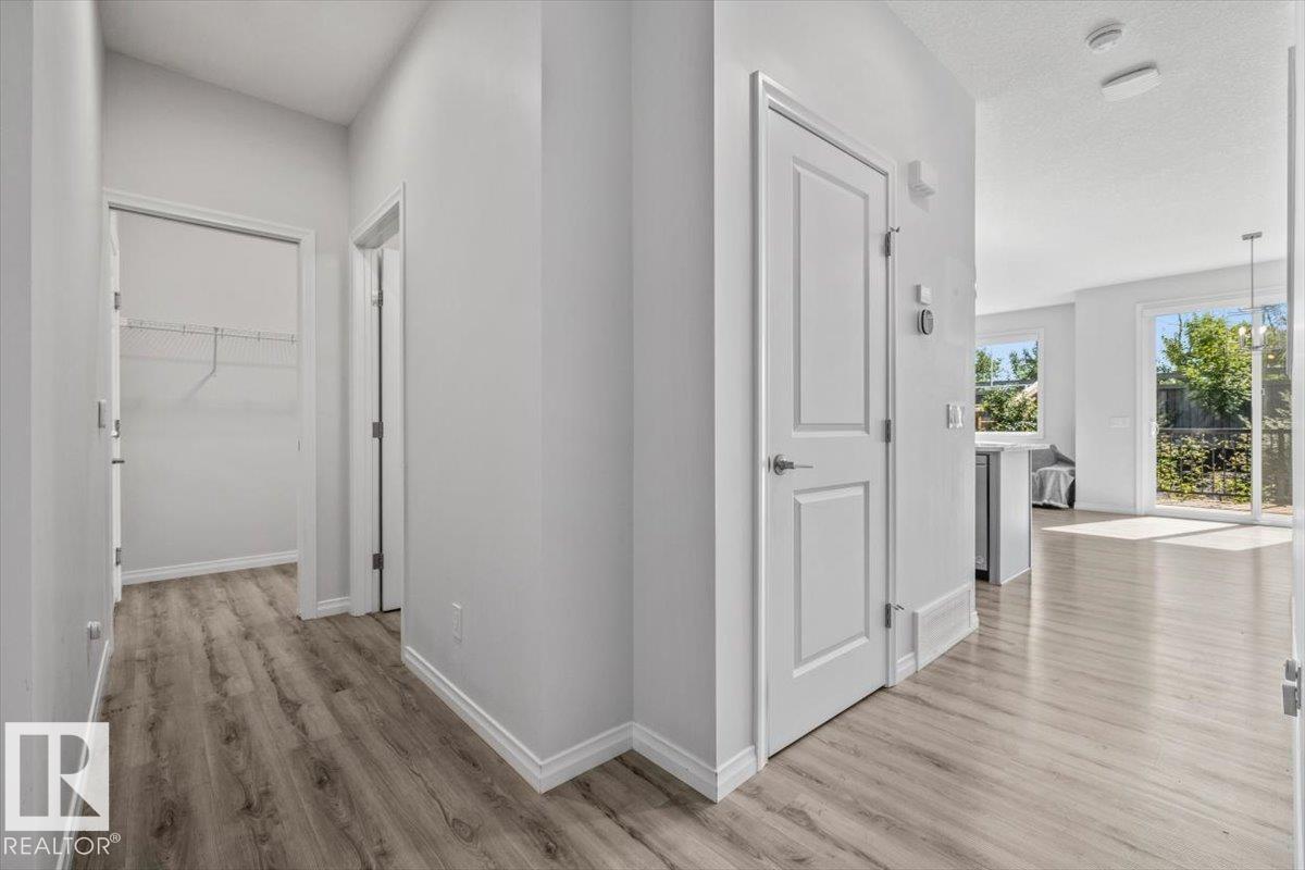 1014 Daniels Loop SW, Desrochers Area, Edmonton