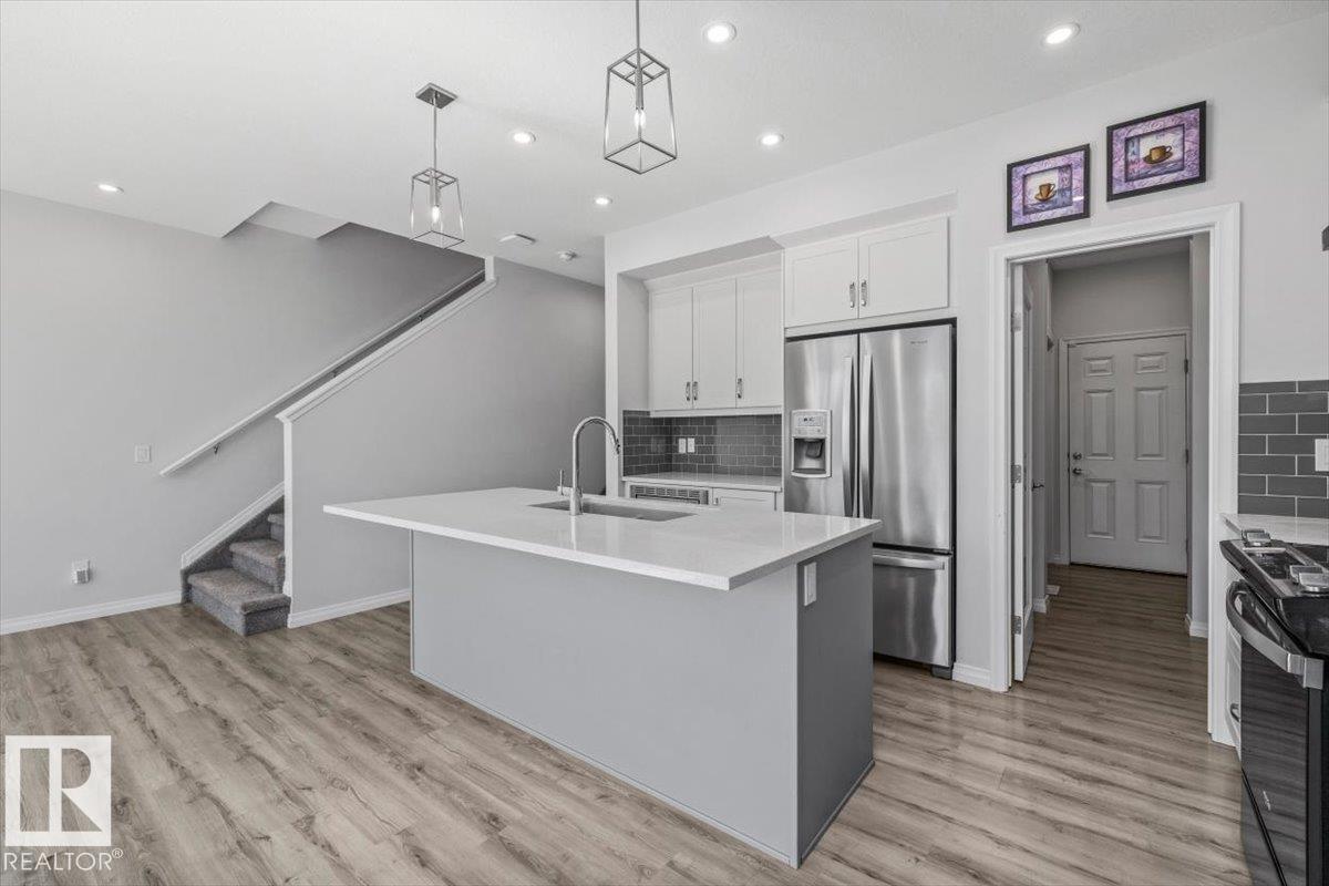Photo 6 at 1014 Daniels Loop SW, Desrochers Area, Edmonton