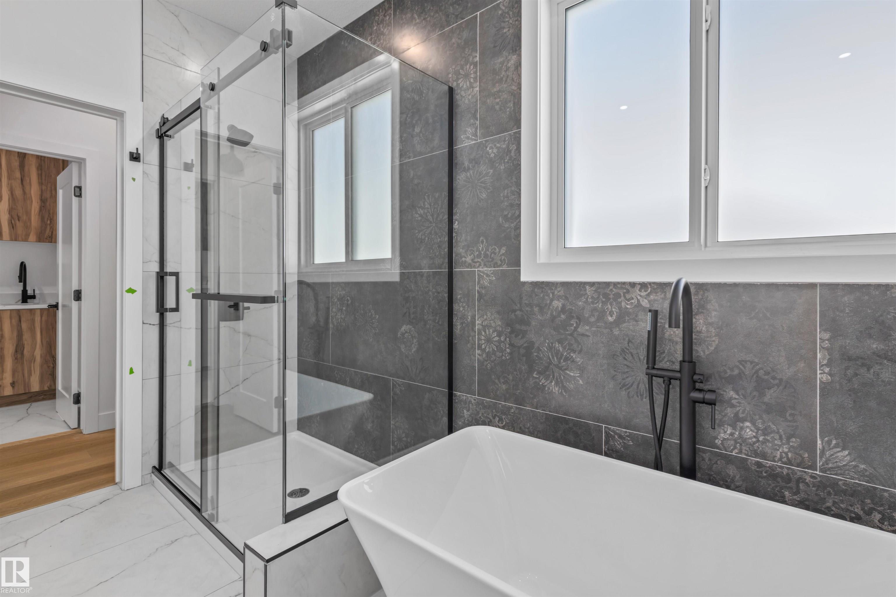 Photo 30 at 5 Mockingbird Crescent, South Fort, Fort Saskatchewan
