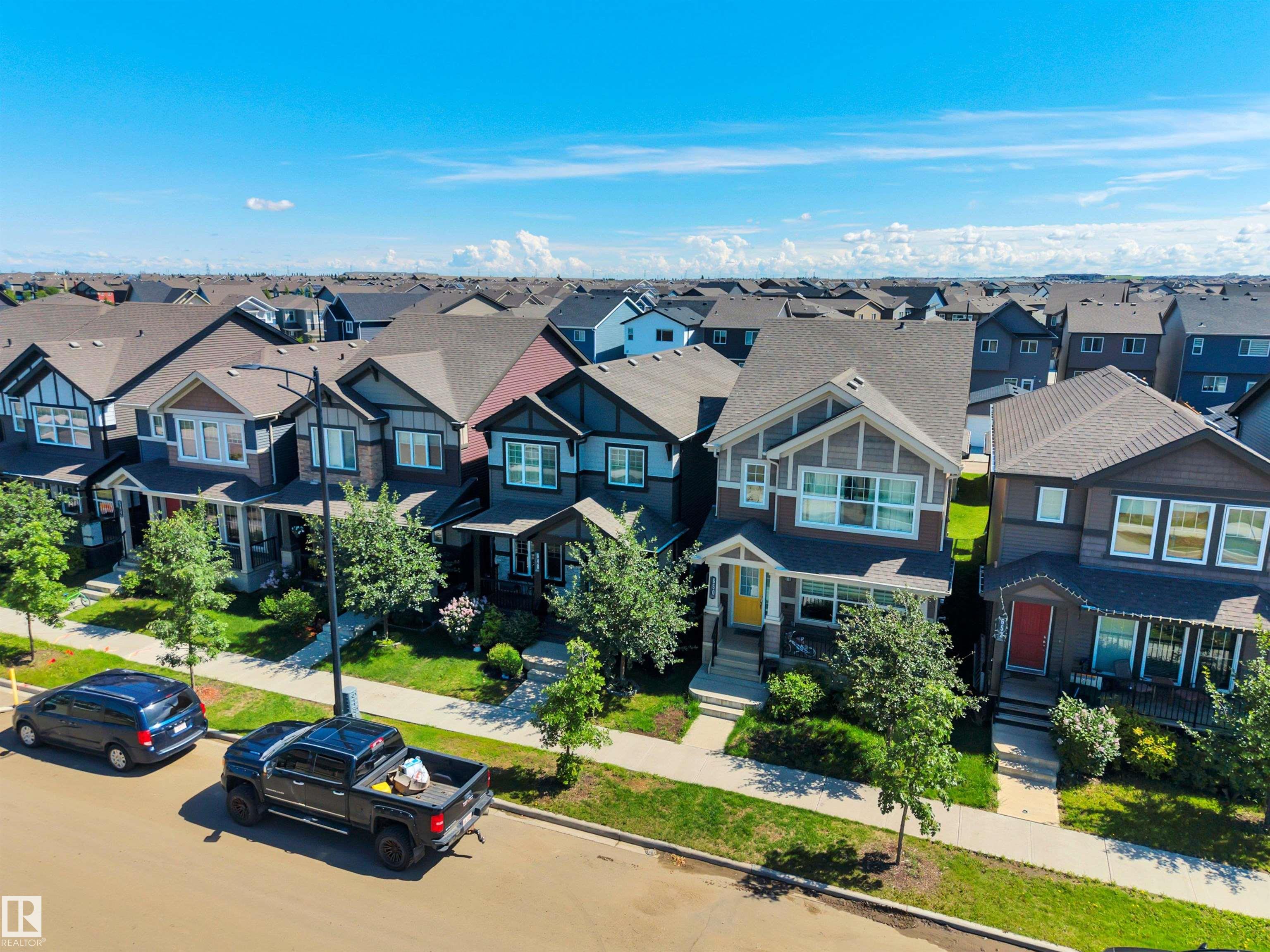 Listing photo thumbnail