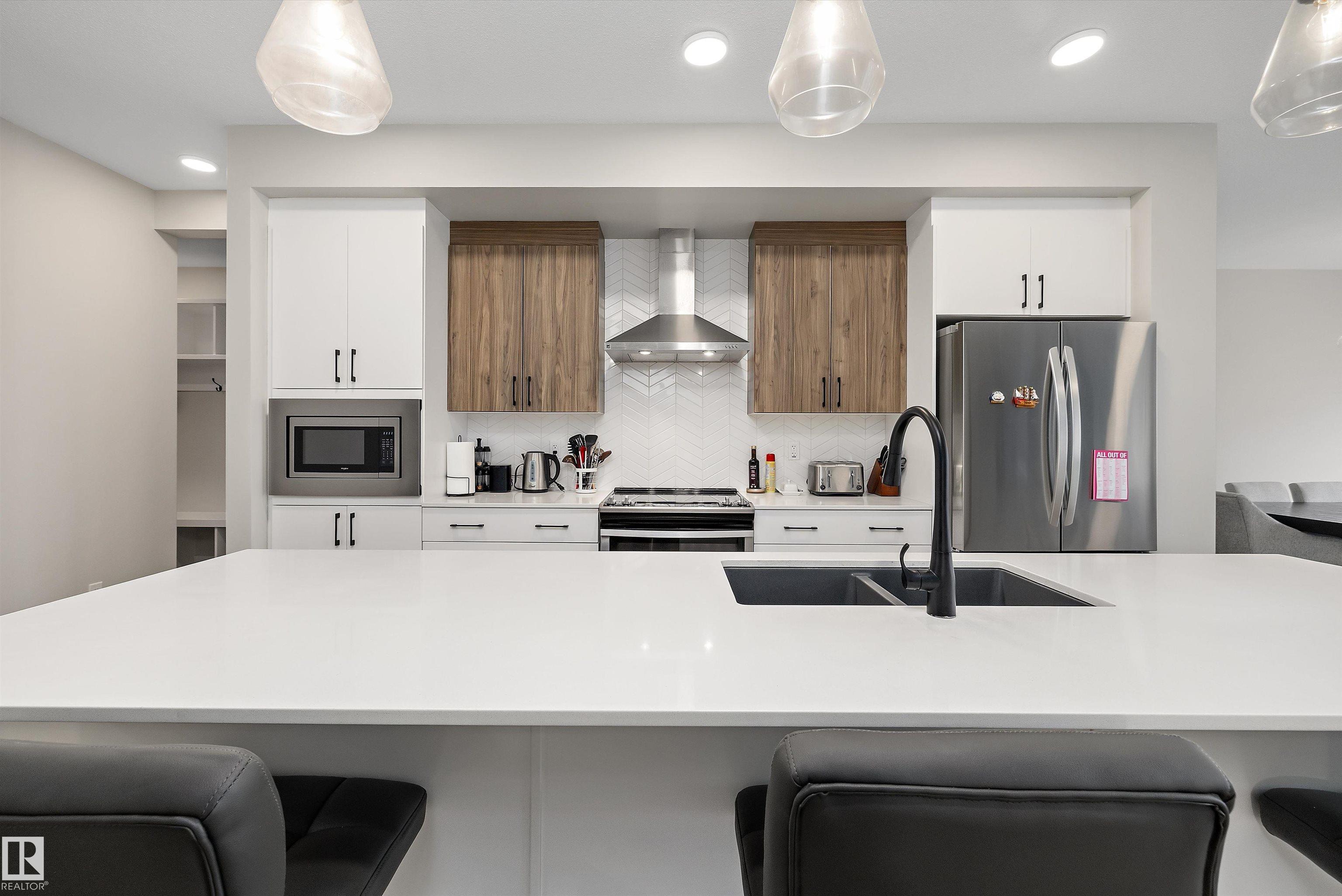 Photo 12 at 2316 Kelly Circle SW, Keswick, Edmonton