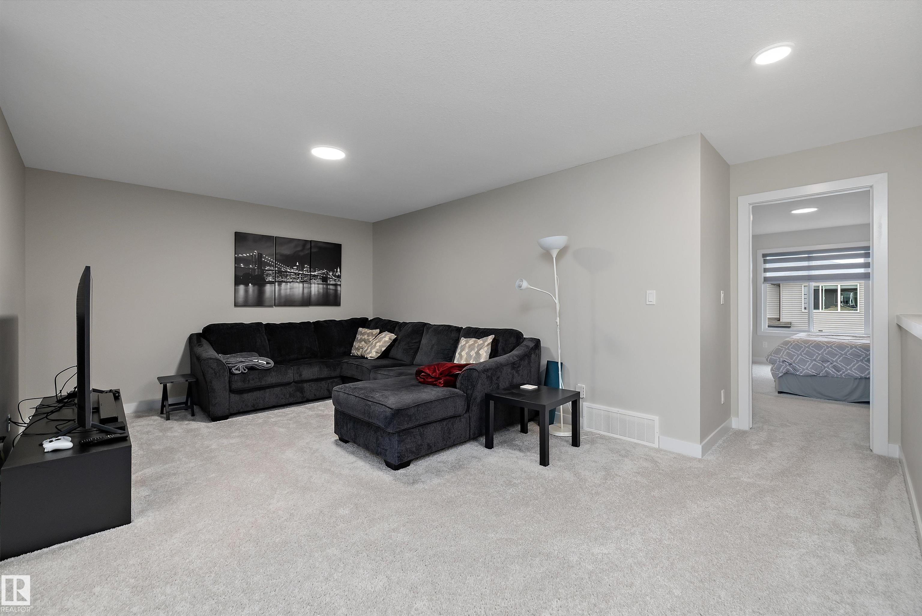 Photo 26 at 2316 Kelly Circle SW, Keswick, Edmonton