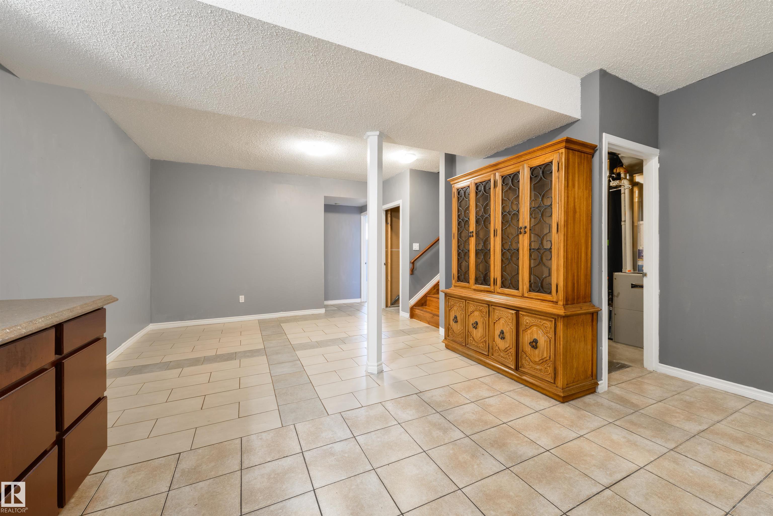 Photo 37 at 5911 166 Avenue NW, Hollick-Kenyon, Edmonton
