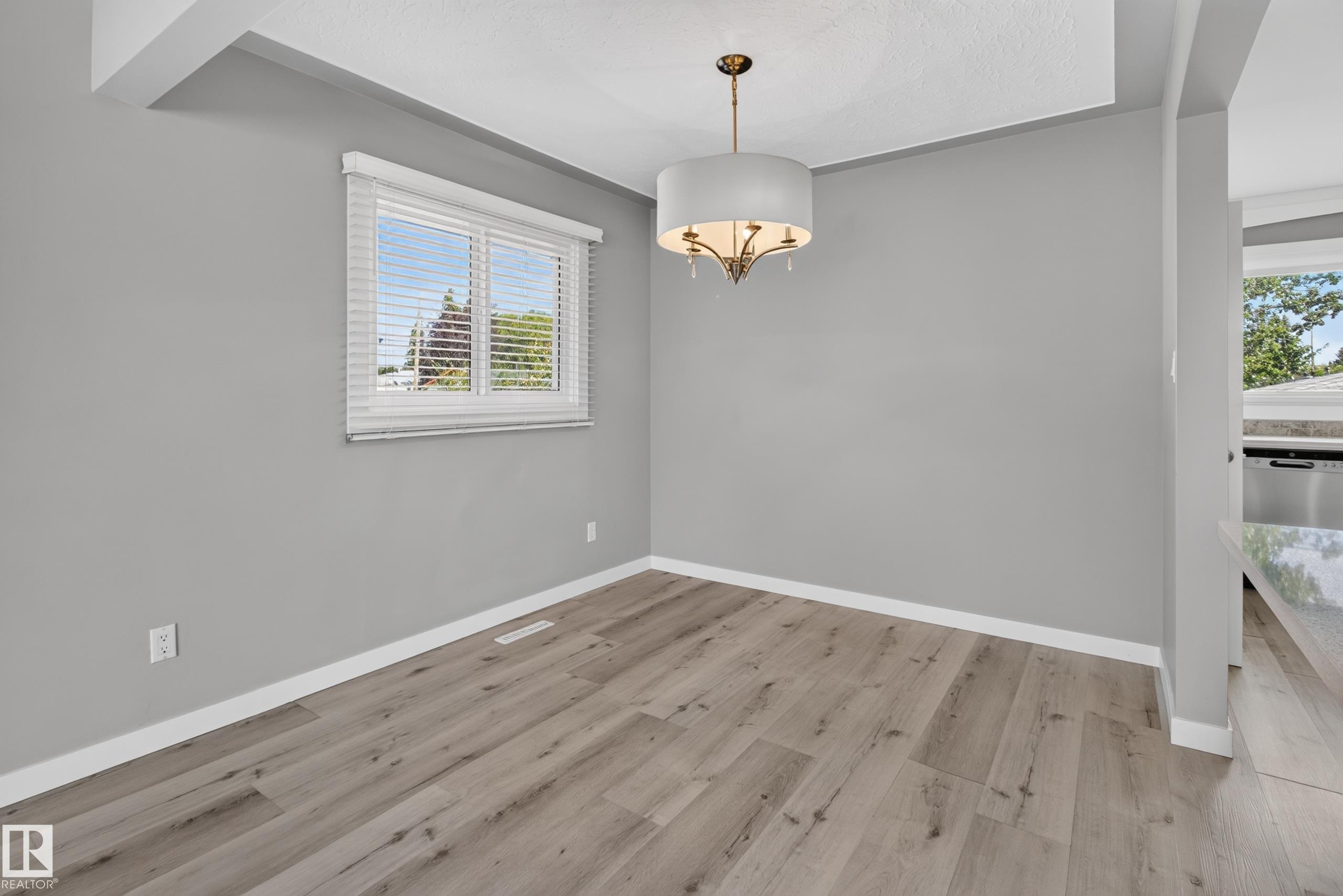 Photo 15 at 7108 90 Avenue NW, Ottewell, Edmonton
