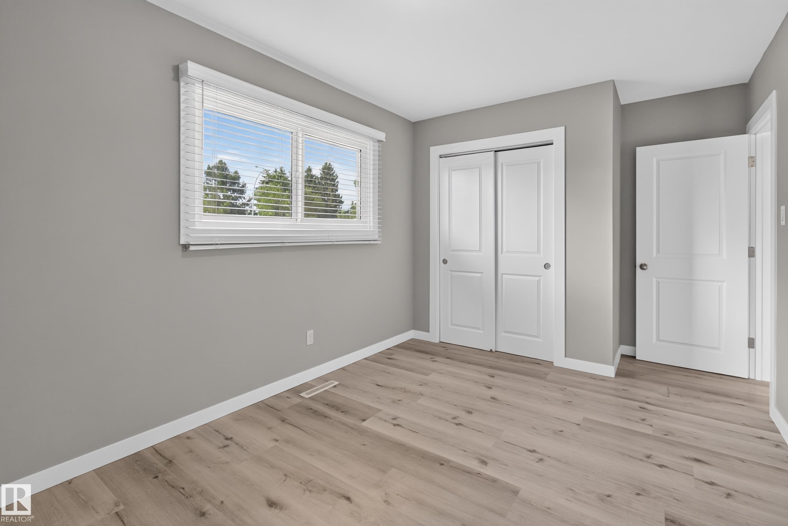 Photo 34 at 7108 90 Avenue NW, Ottewell, Edmonton