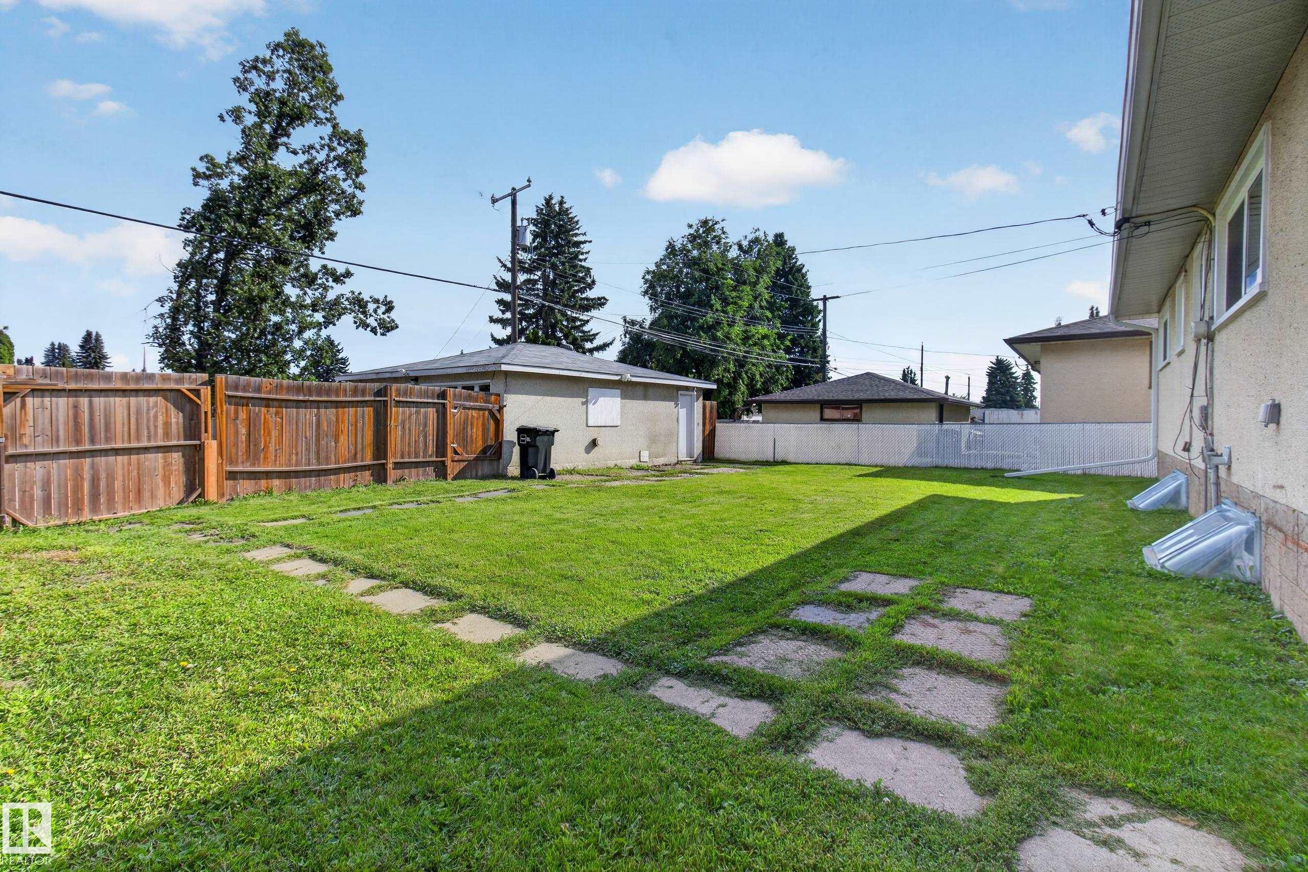 Photo 51 at 7108 90 Avenue NW, Ottewell, Edmonton