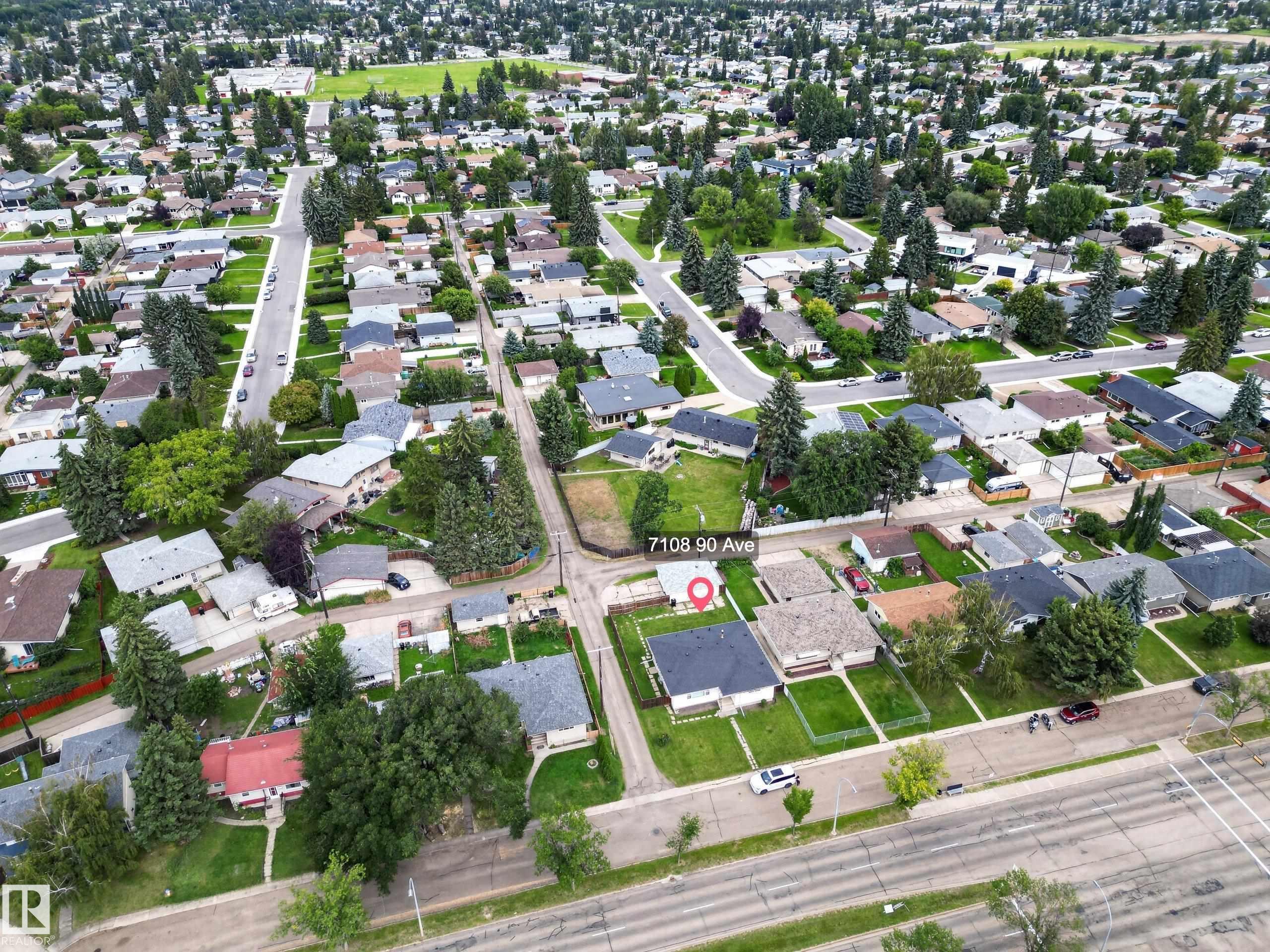 Photo 63 at 7108 90 Avenue NW, Ottewell, Edmonton
