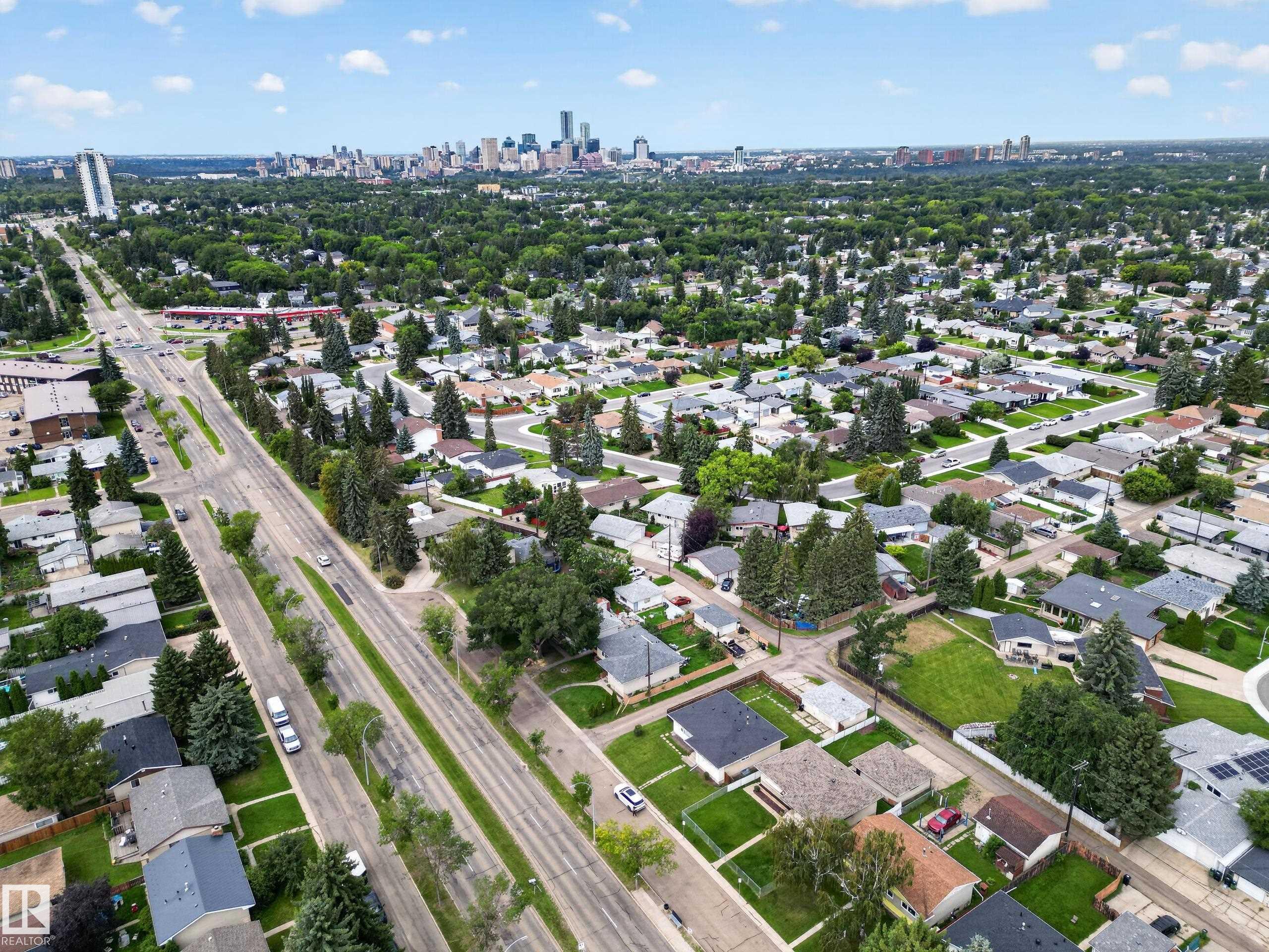 Photo 64 at 7108 90 Avenue NW, Ottewell, Edmonton