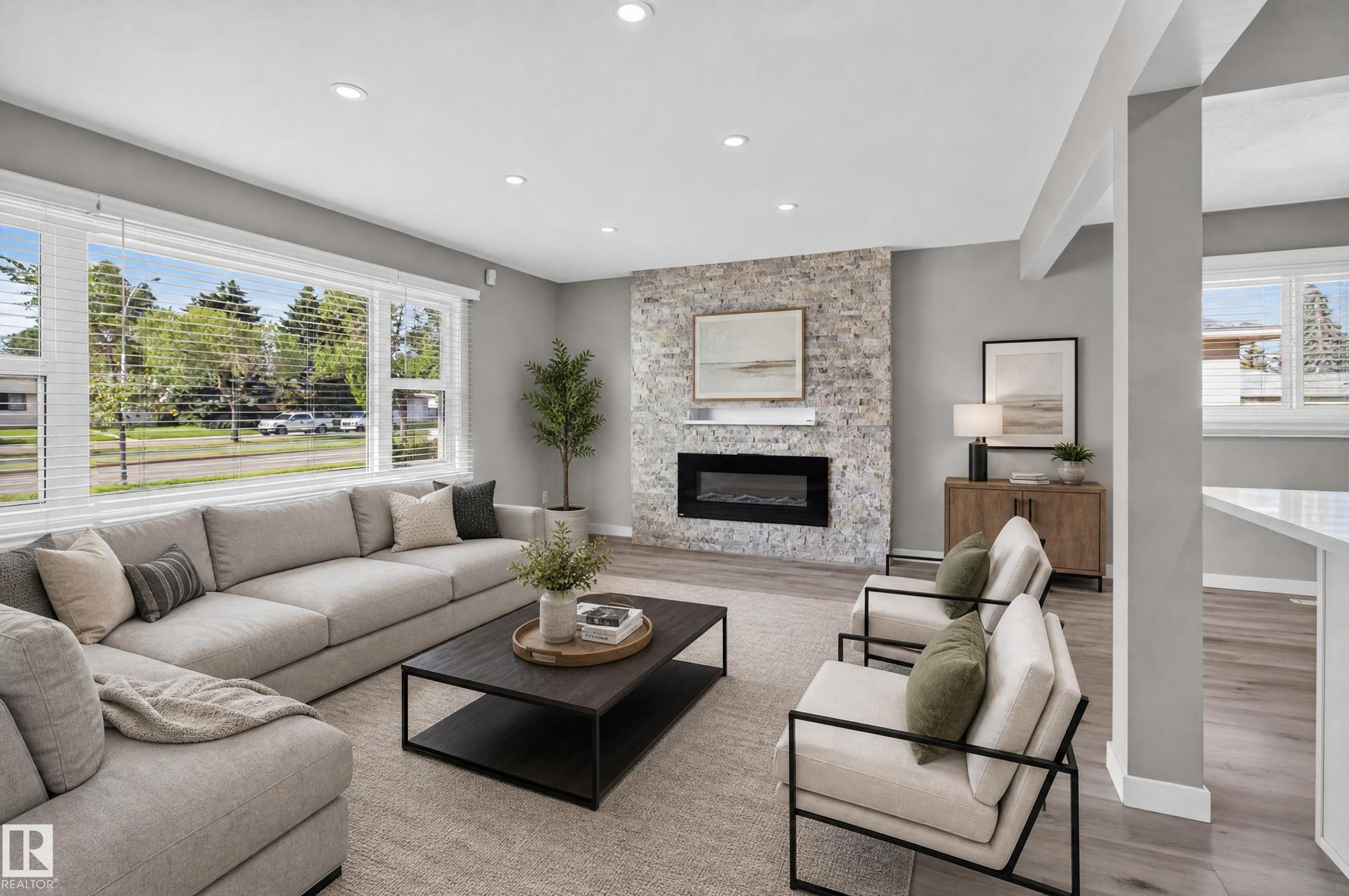 Photo 8 at 7108 90 Avenue NW, Ottewell, Edmonton