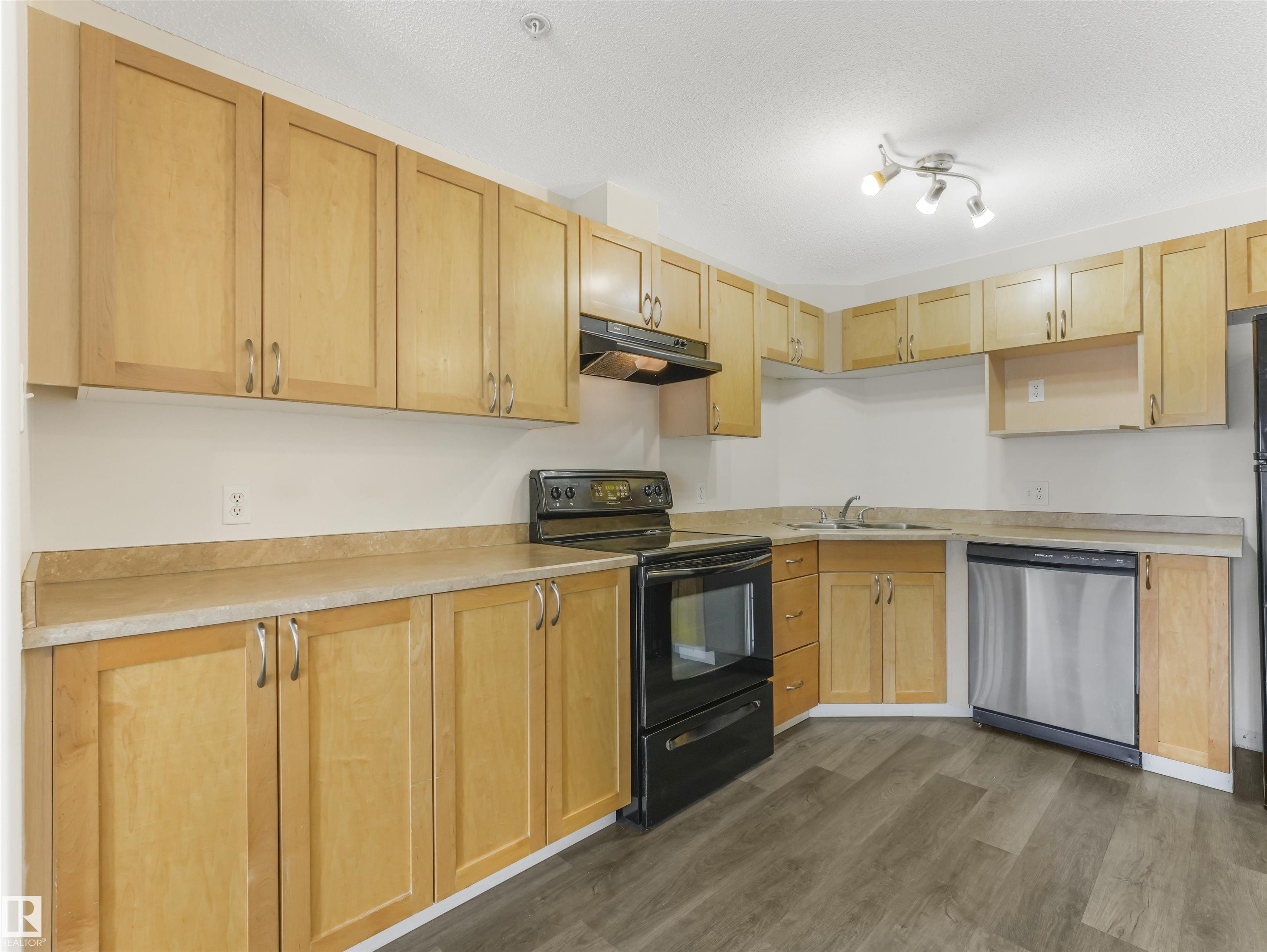 Photo 11 at 216 - 111 Edwards Drive SW, Ellerslie, Edmonton