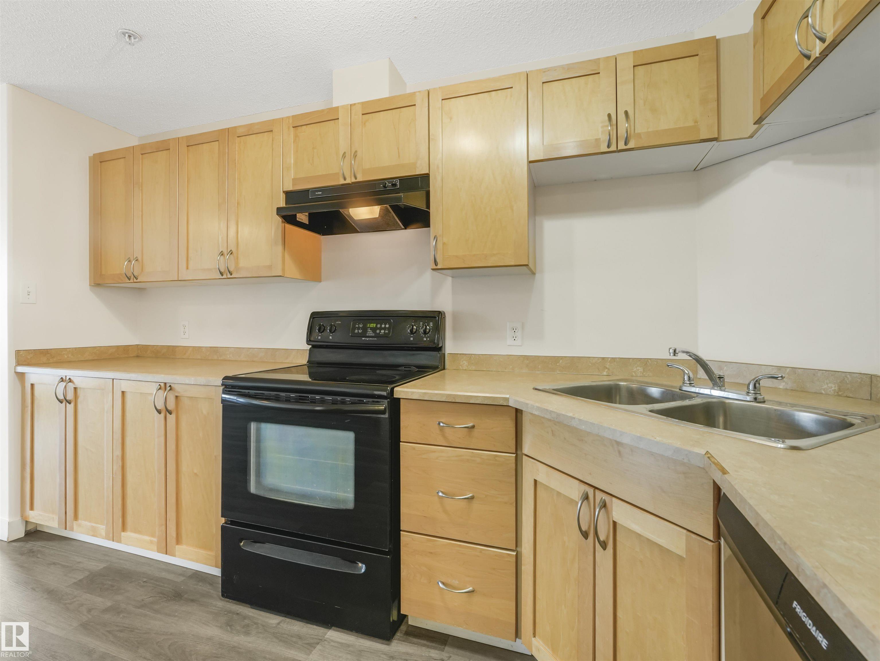 Photo 9 at 216 - 111 Edwards Drive SW, Ellerslie, Edmonton