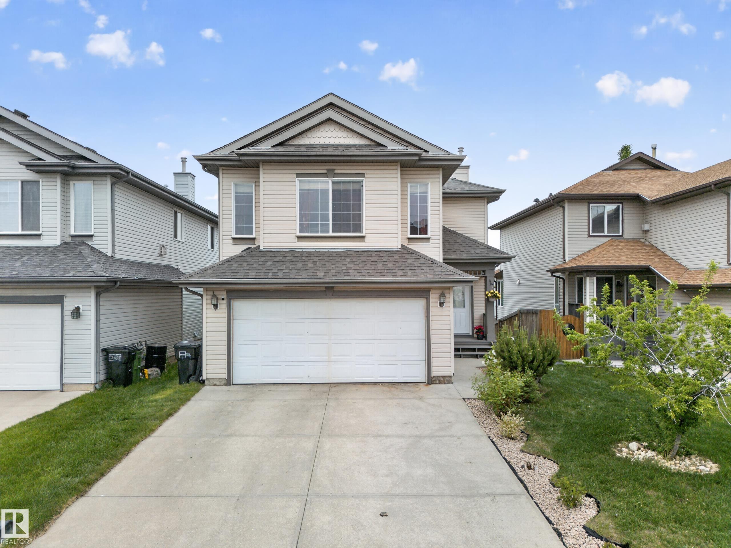 2518 33a Avenue NW, Silver Berry, Edmonton