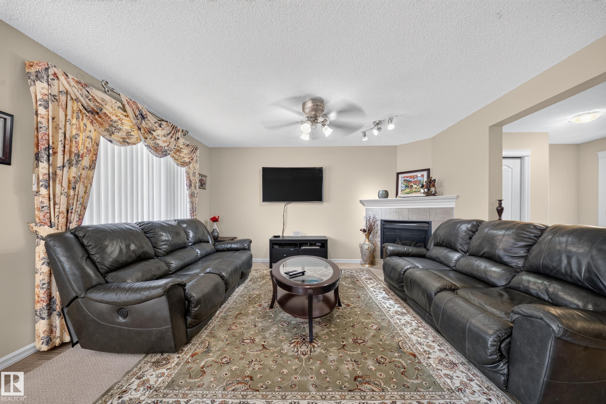 Photo 16 at 2518 33a Avenue NW, Silver Berry, Edmonton