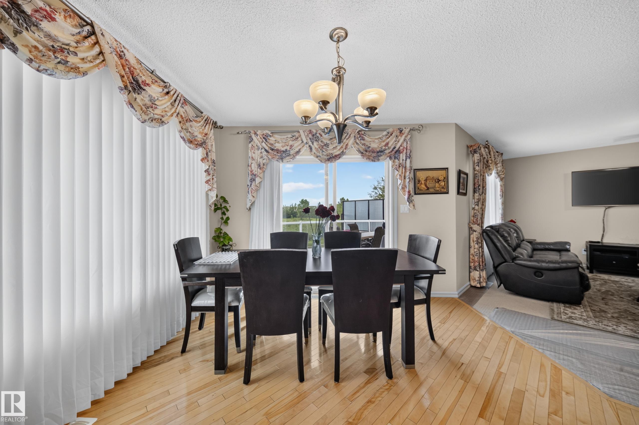 Photo 22 at 2518 33a Avenue NW, Silver Berry, Edmonton