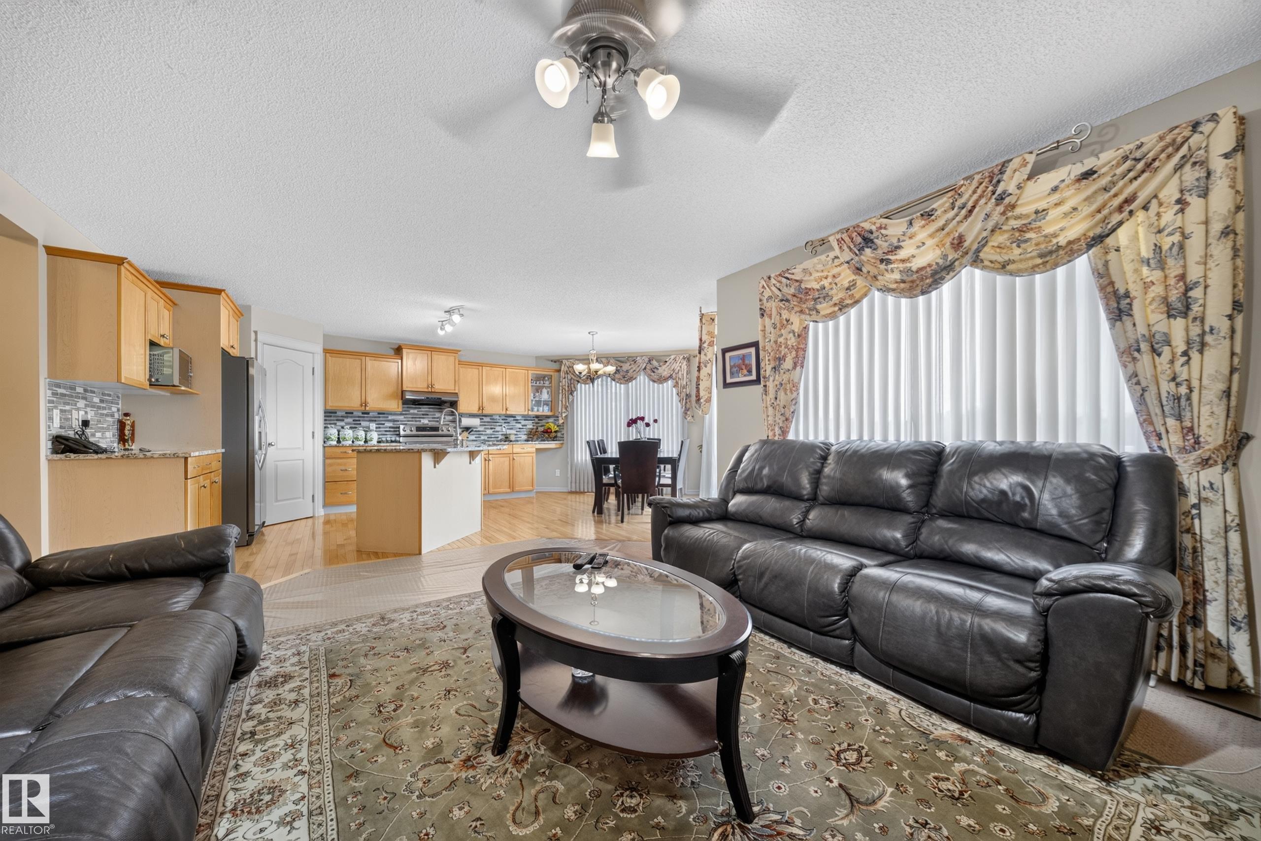 Photo 24 at 2518 33a Avenue NW, Silver Berry, Edmonton