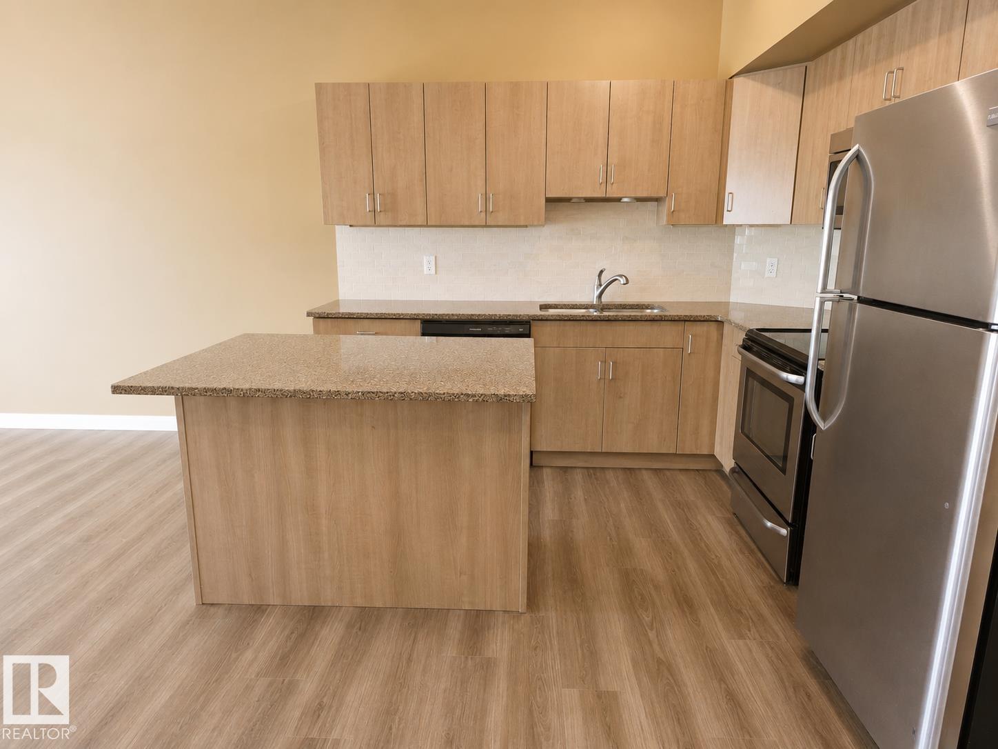Photo 10 at 203 - 10518 113 Street NW, Queen Mary Park, Edmonton