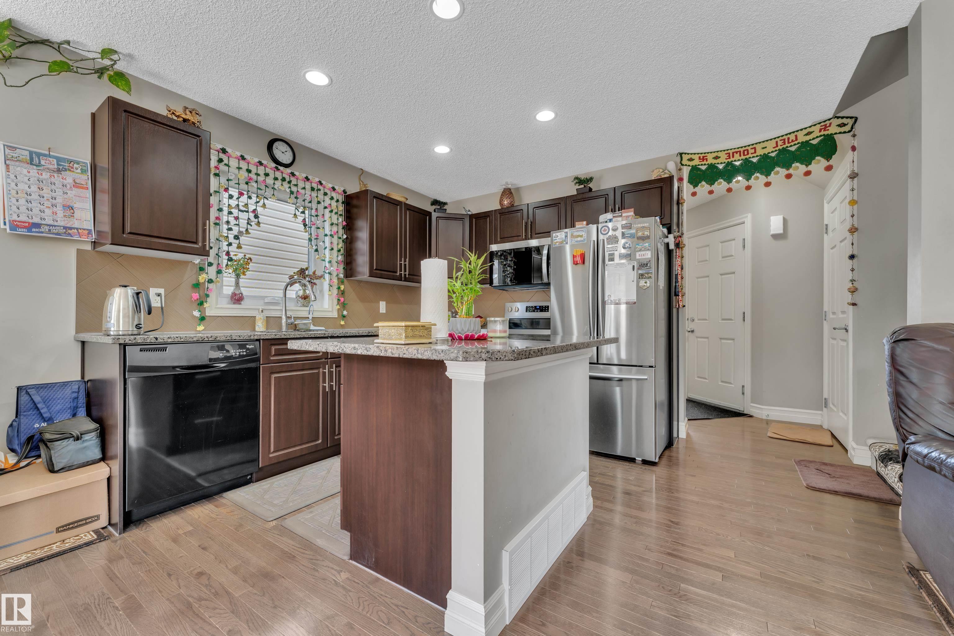 Photo 14 at 24 - 655 Tamarack Road NW, Tamarack, Edmonton